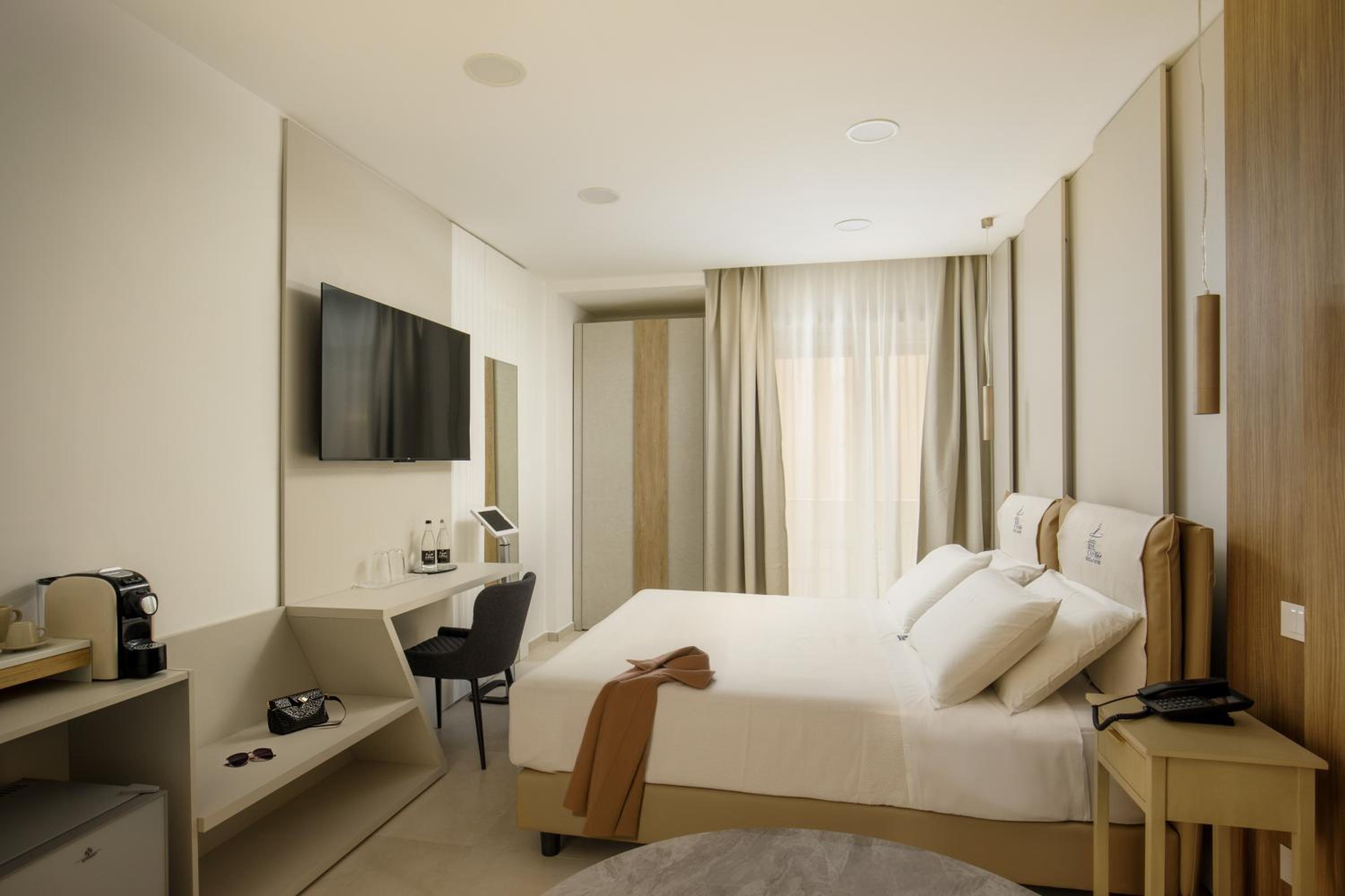 Cosmo Vatican Rooms