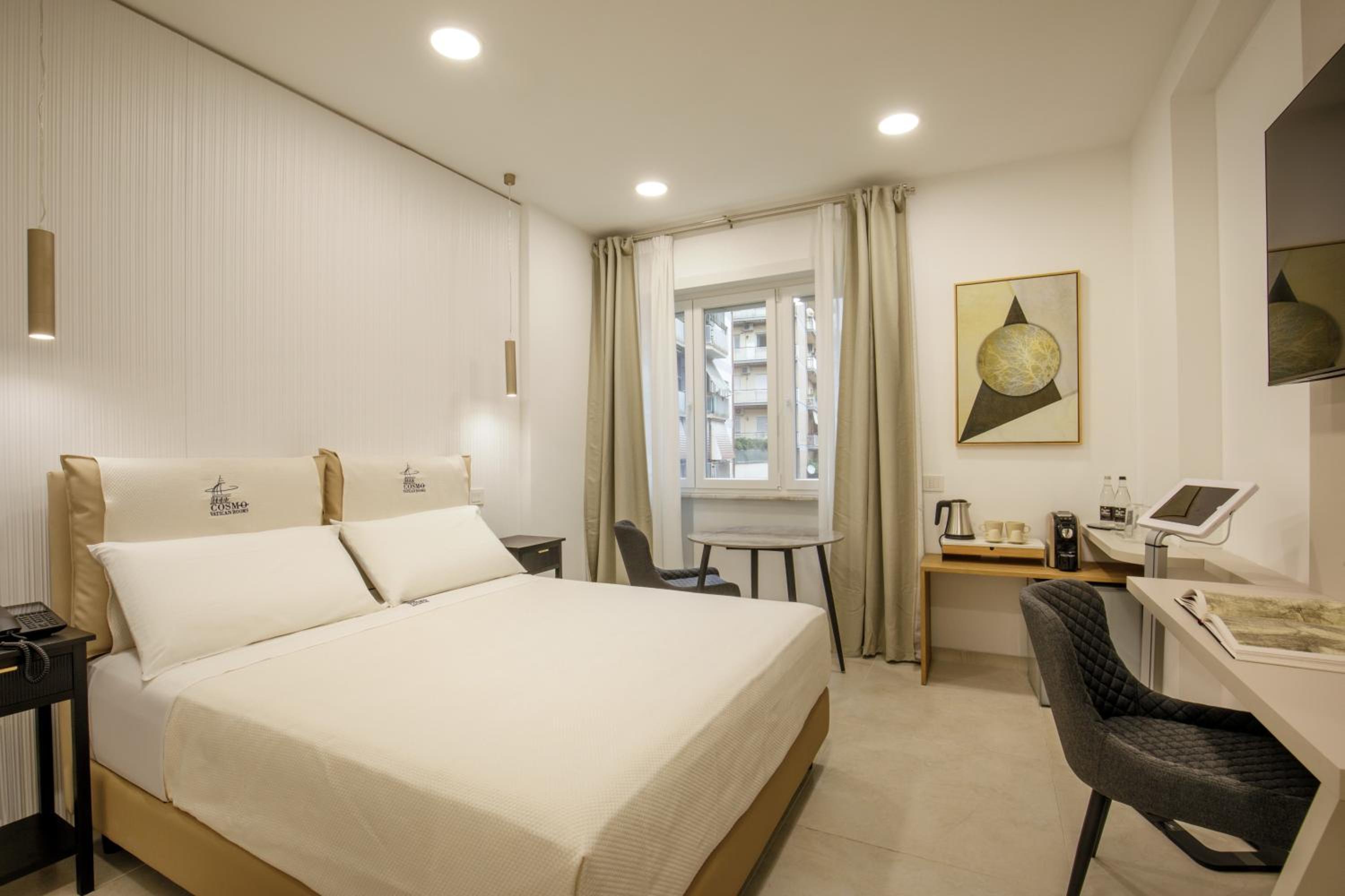 Cosmo Vatican Rooms