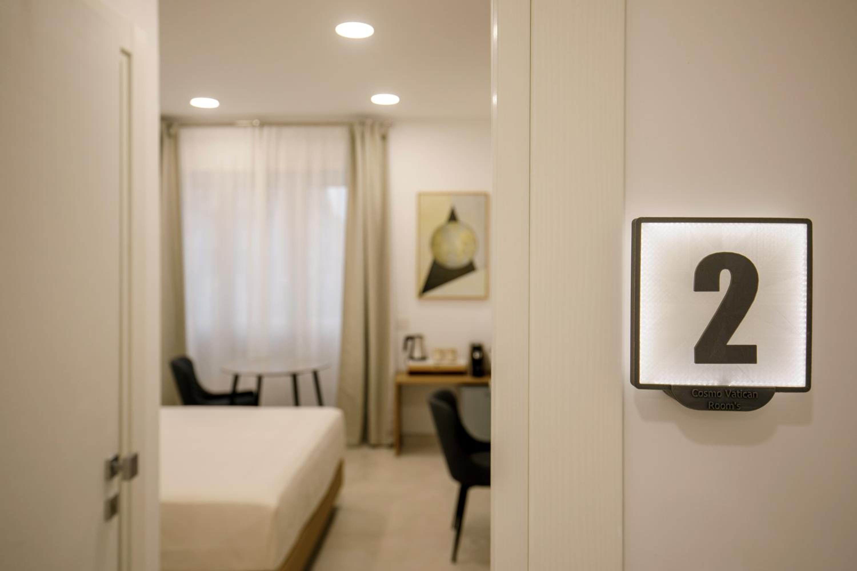Cosmo Vatican Rooms