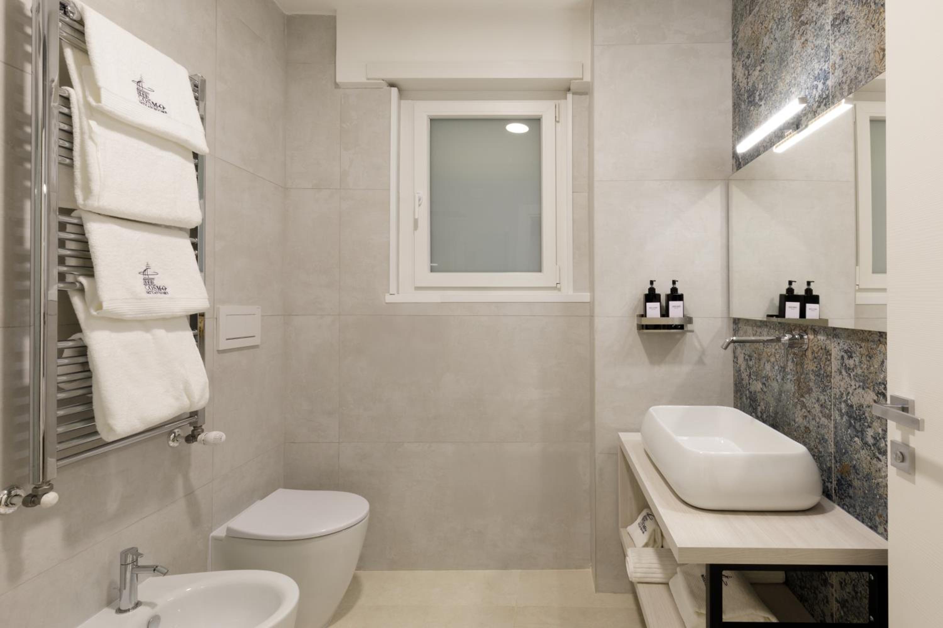 Cosmo Vatican Rooms