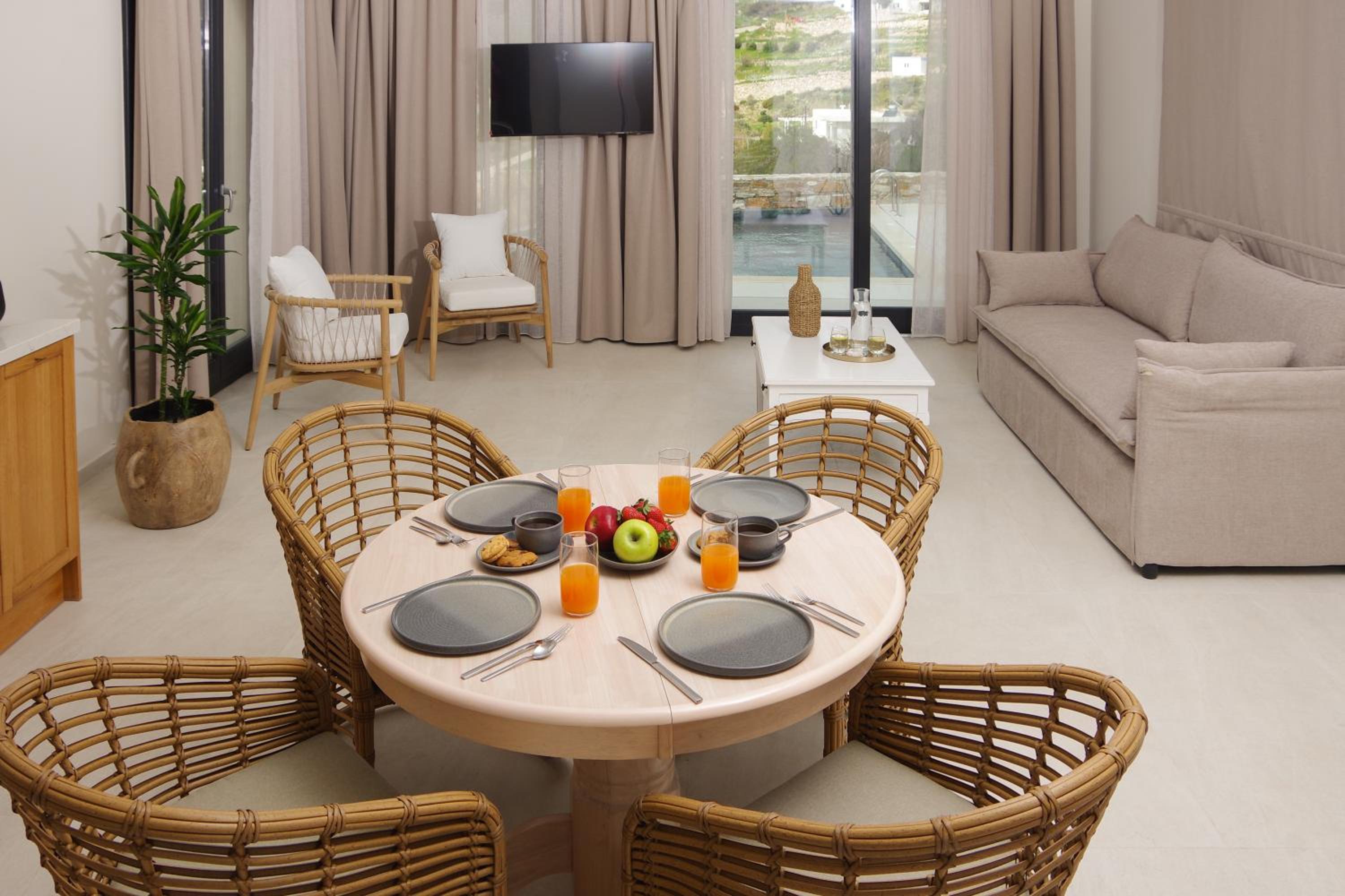 Pnoe Villas Syros