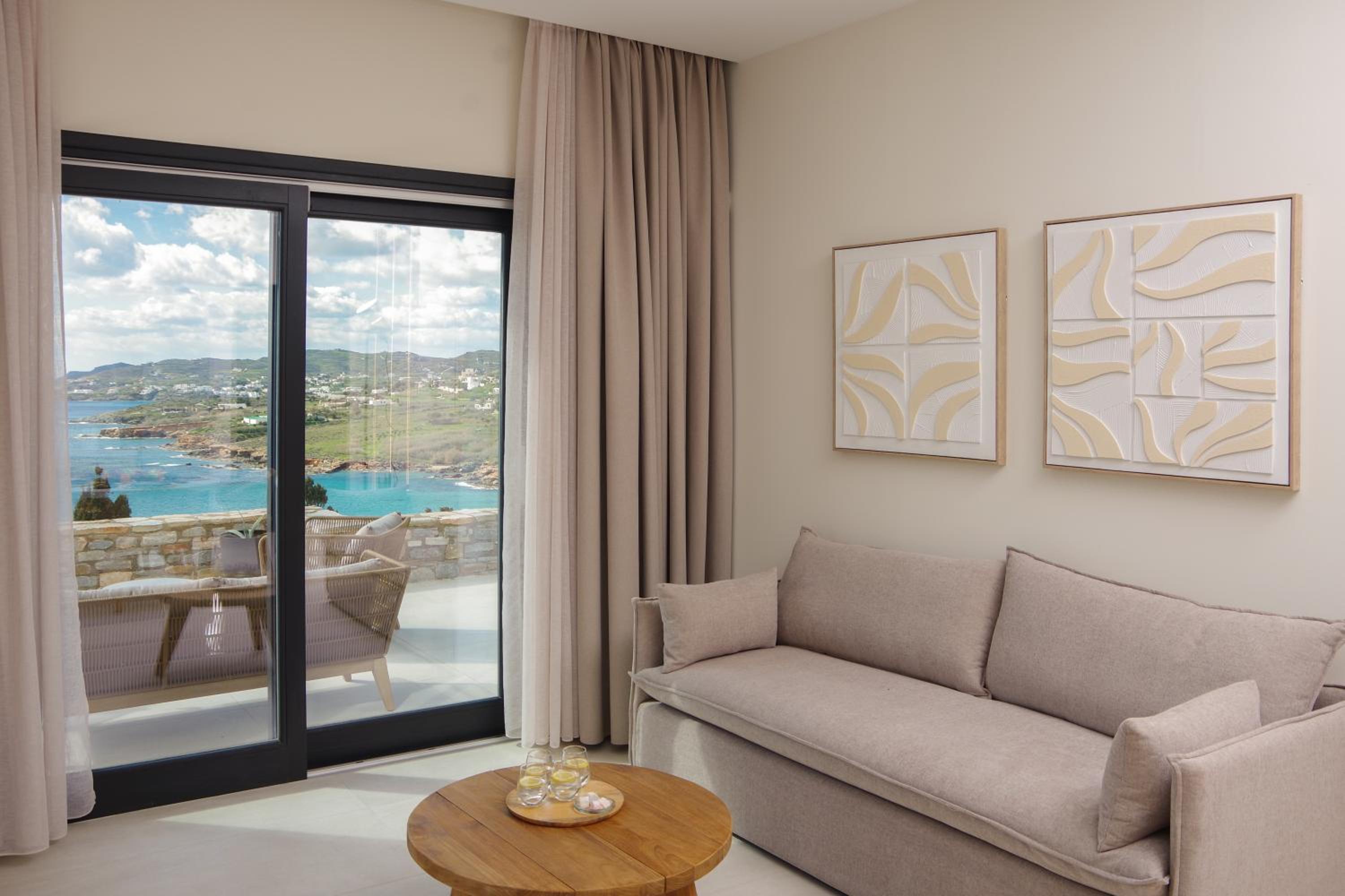 Pnoe Villas Syros