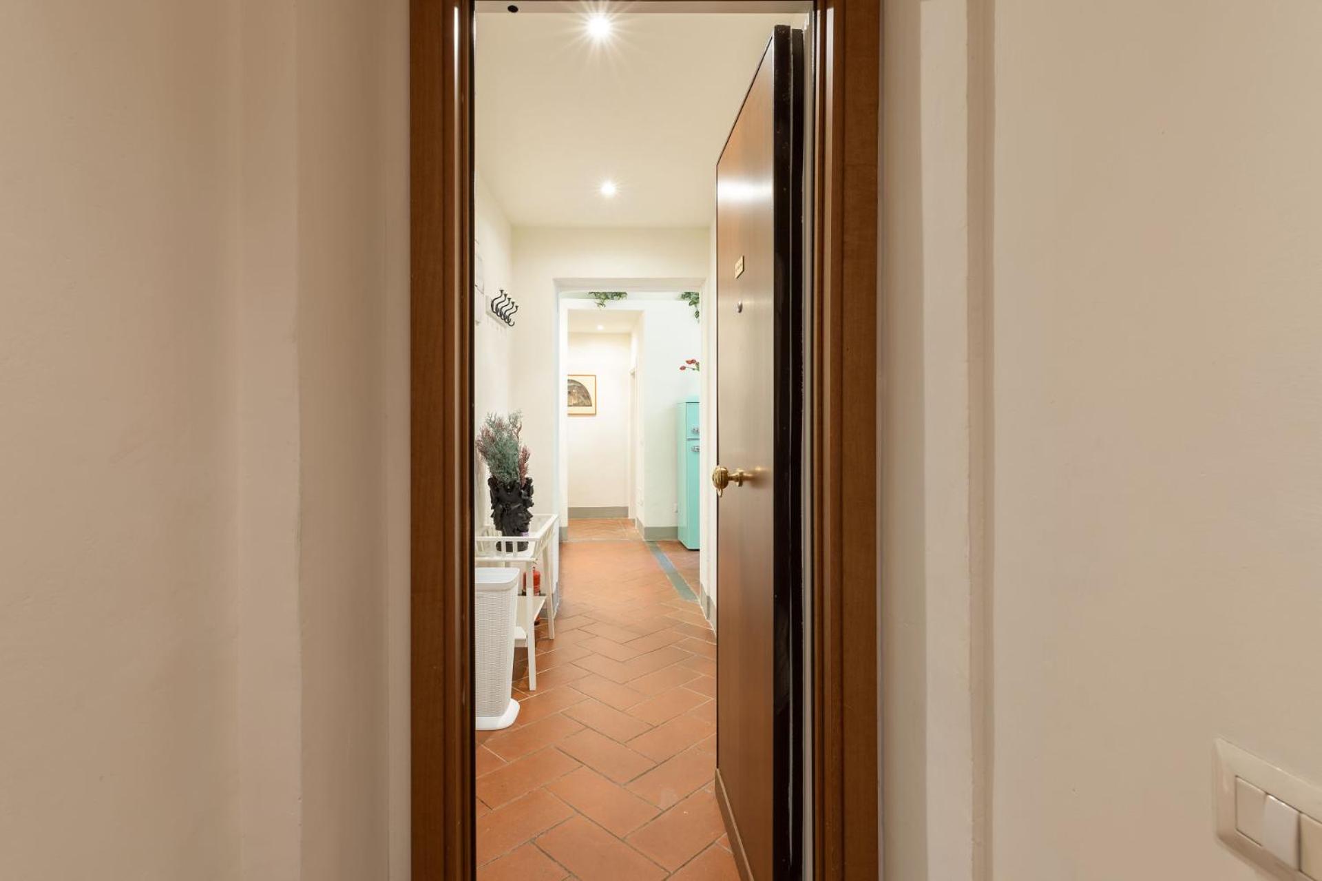 Pitti Family Apartment in Central Florence