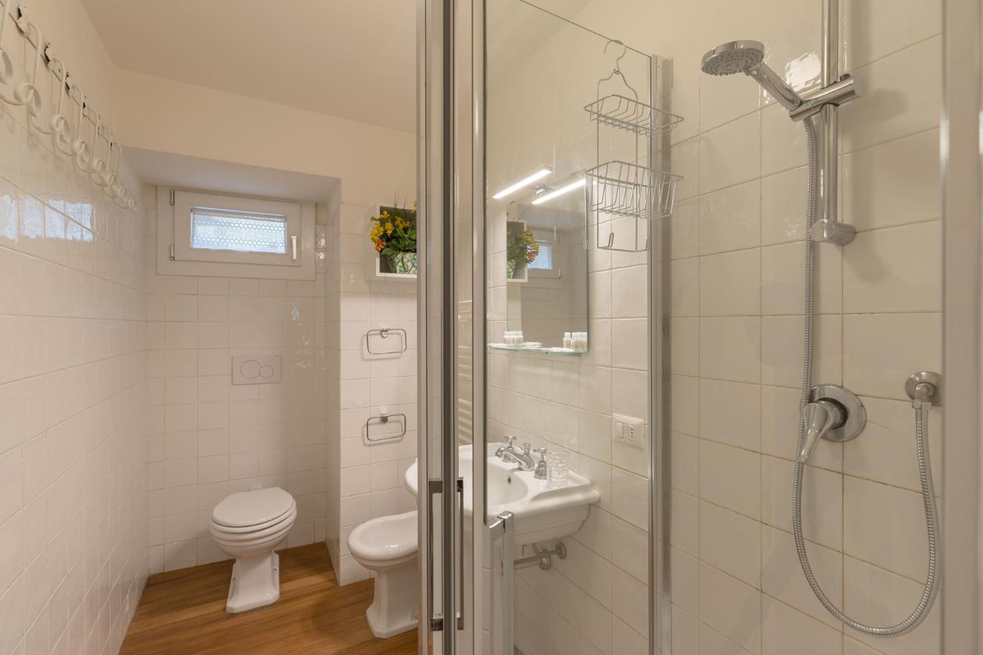 Pitti Family Apartment in Central Florence