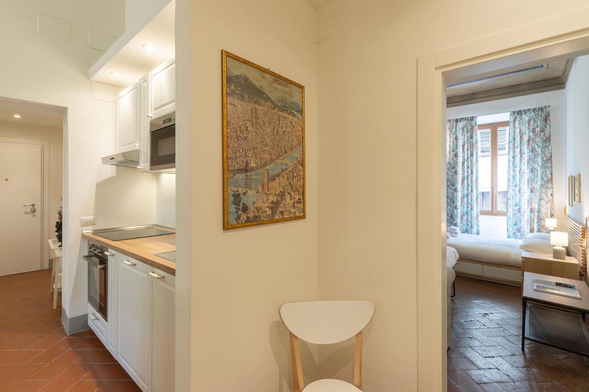 Pitti Family Apartment in Central Florence