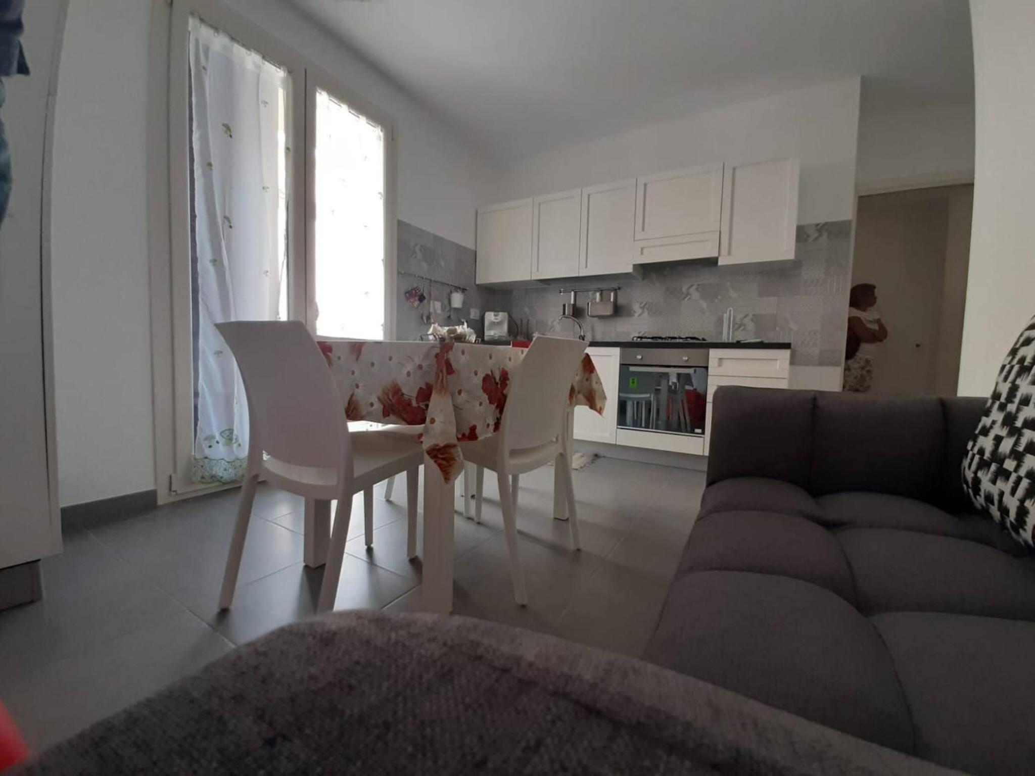 Two-story house in the city -climatized - wifi