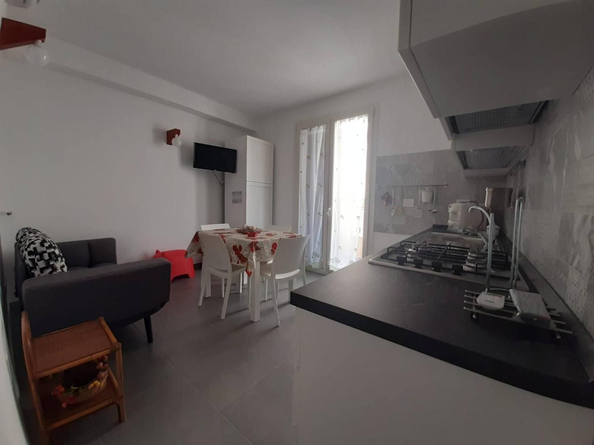 Two-story house in the city -climatized - wifi