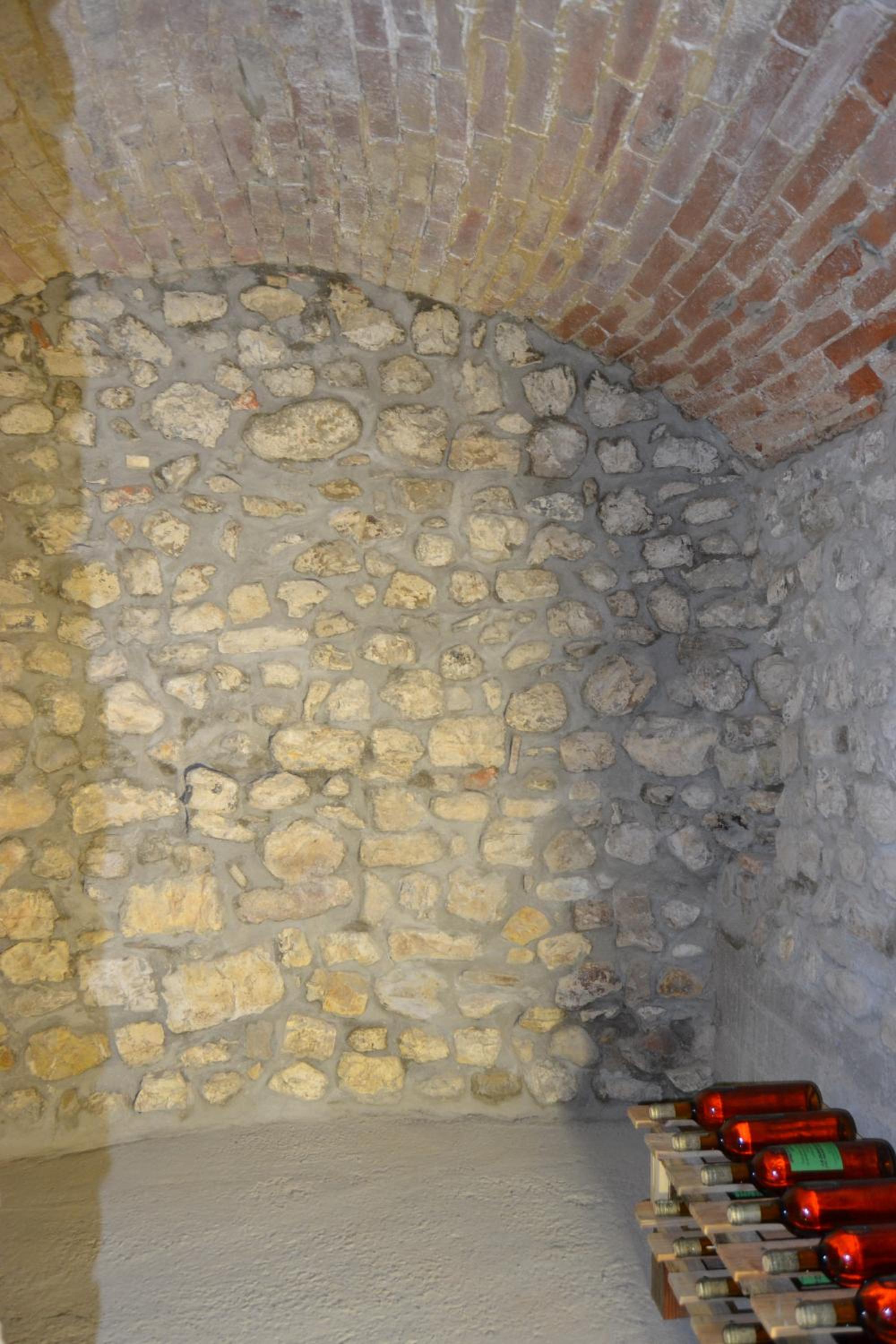 Photo 36