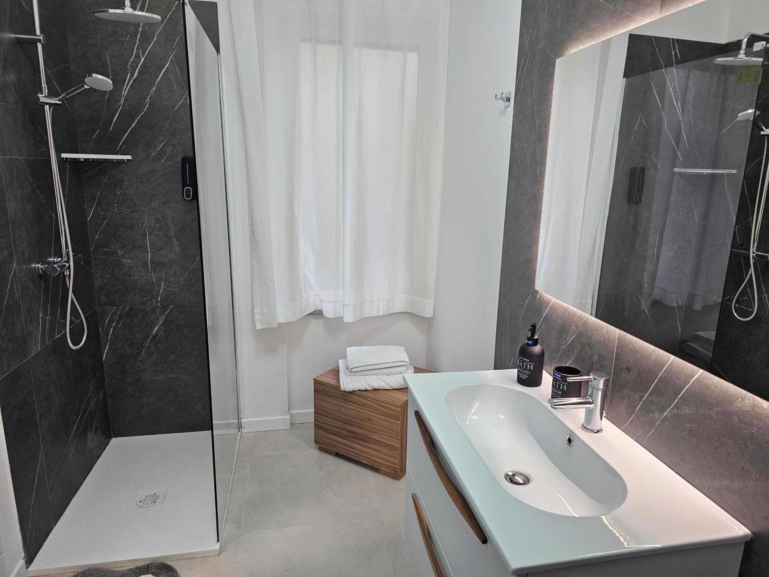 Erminia Suite
