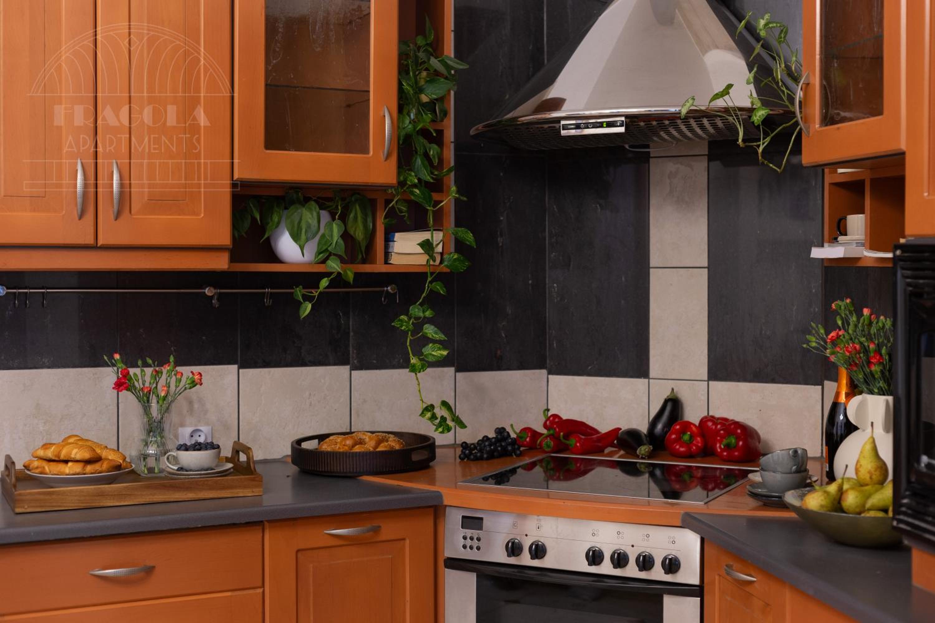 Colorful 2-bed, 100sqm apartment in the heart of Kazimierz