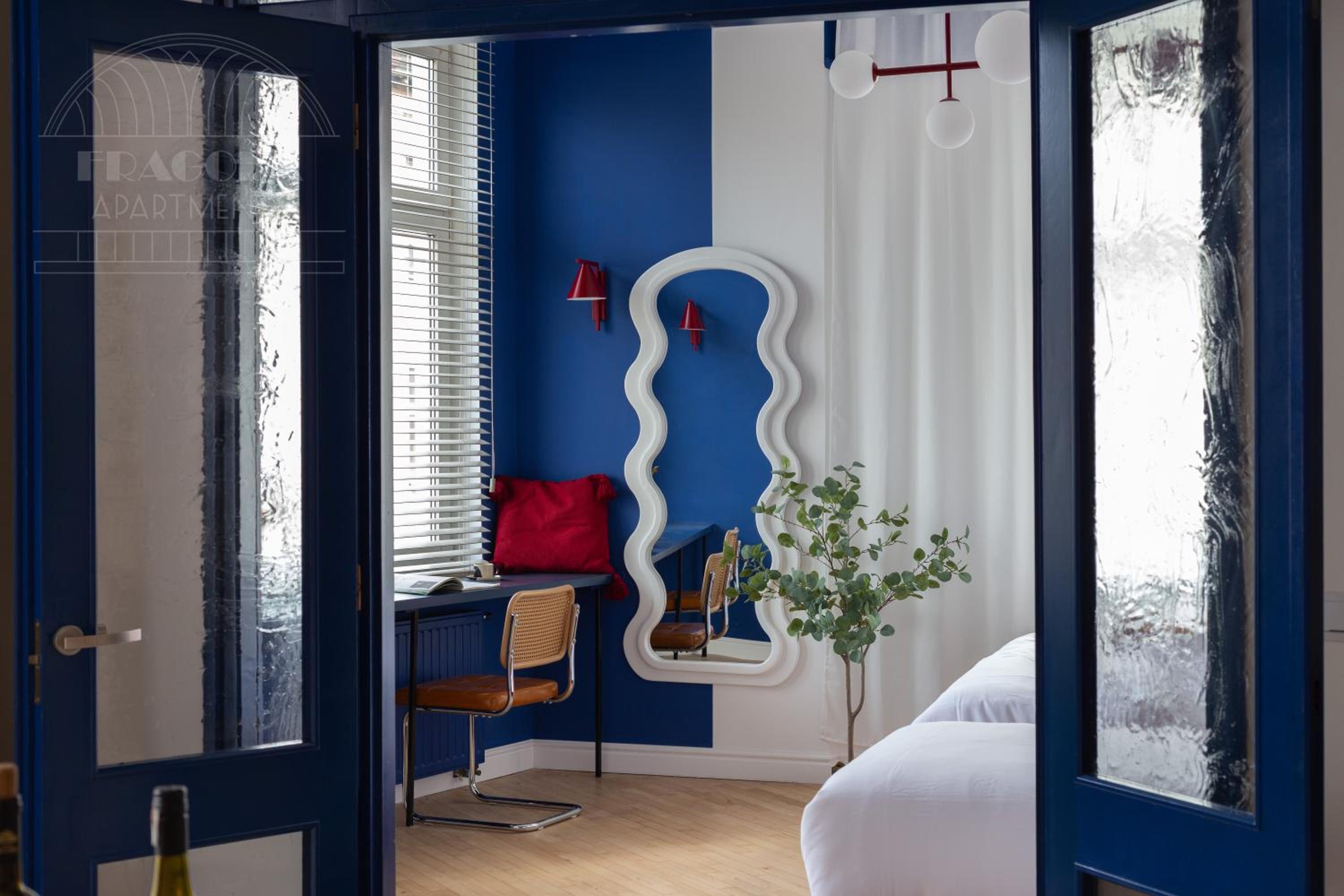 Colorful 2-bed, 100sqm apartment in the heart of Kazimierz
