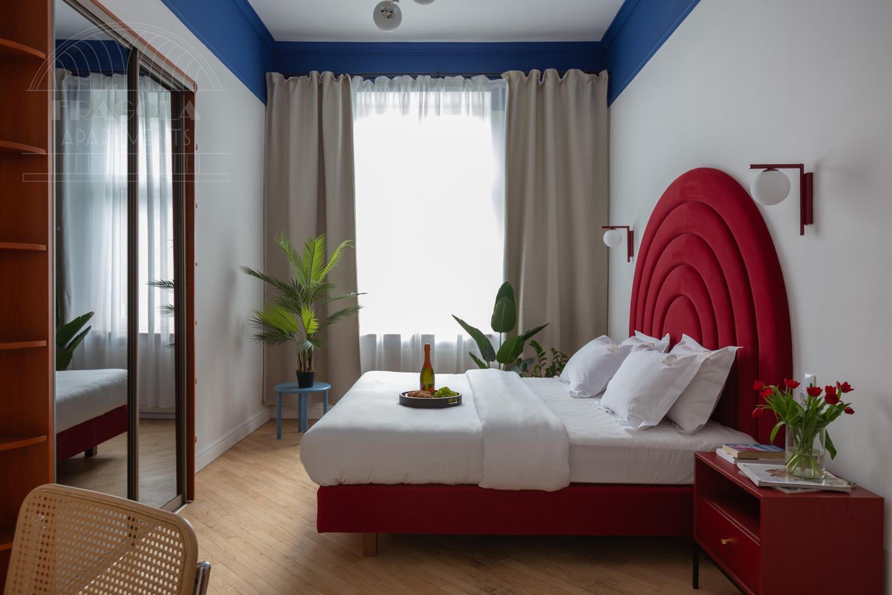 Colorful 2-bed, 100sqm apartment in the heart of Kazimierz