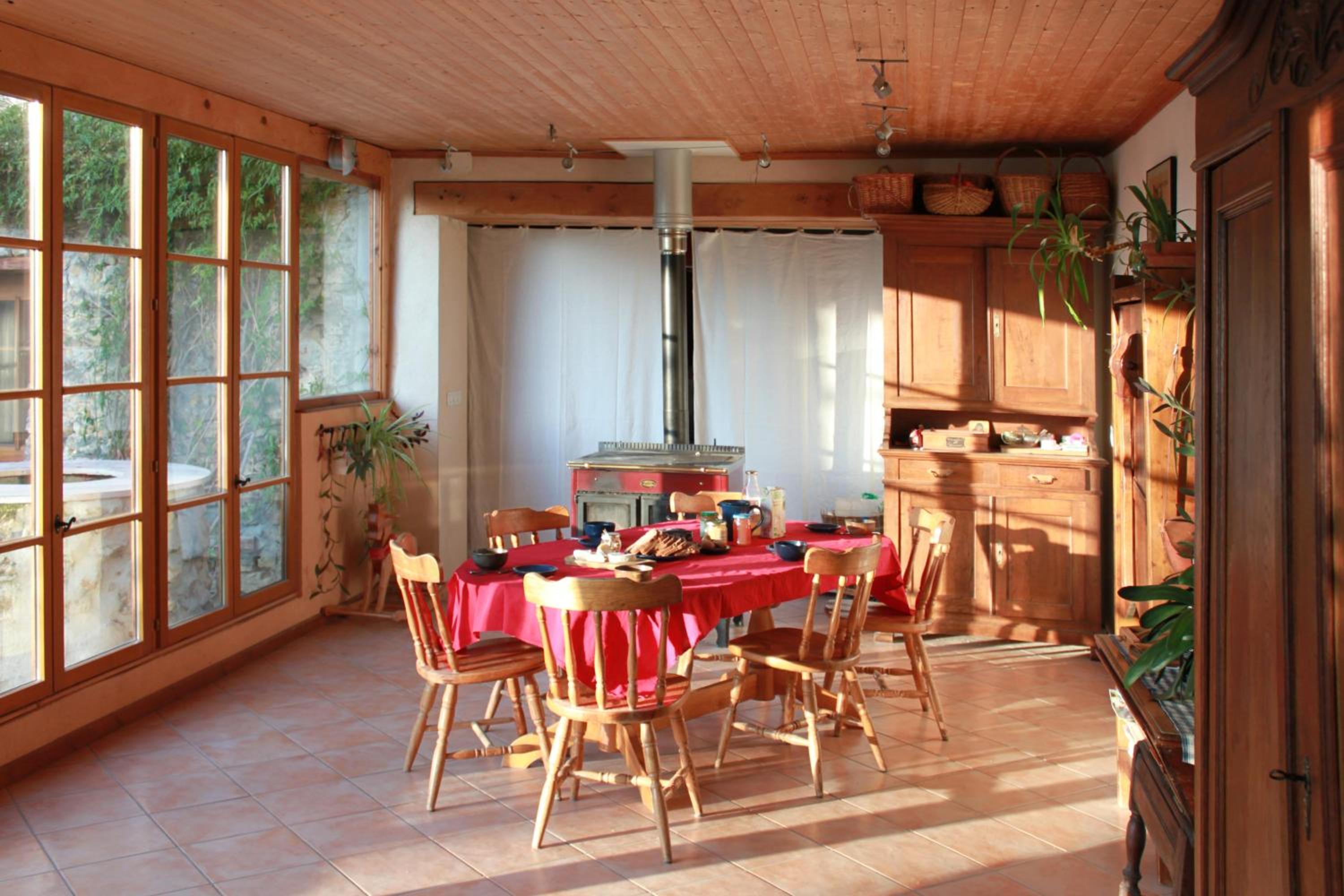VALRELEY, chambres et table d'hôtes eco-friendly avec bain nordique au sud du massif du Jura