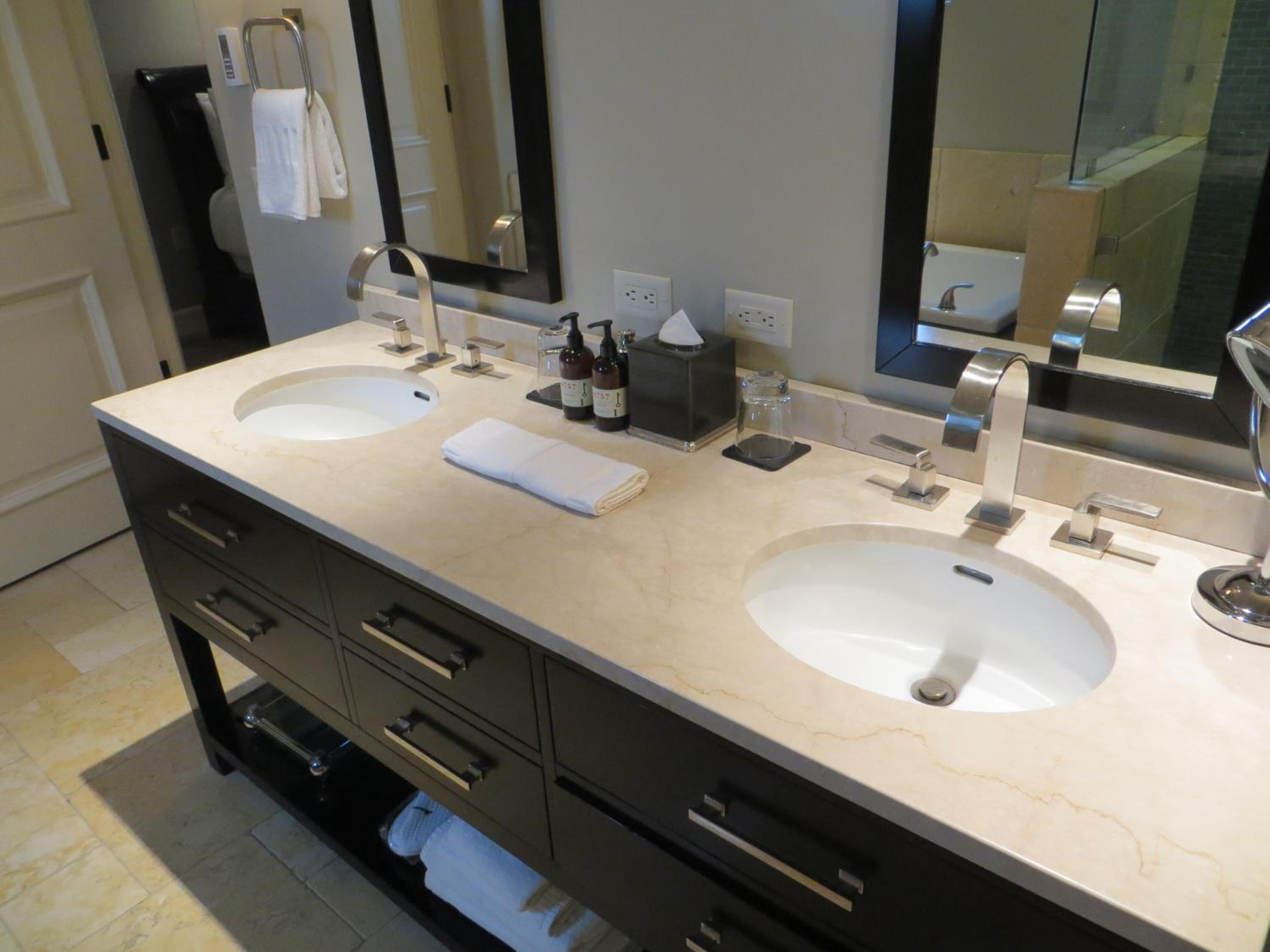 Yountville Vacations - North Block Hotel - Property Image 9