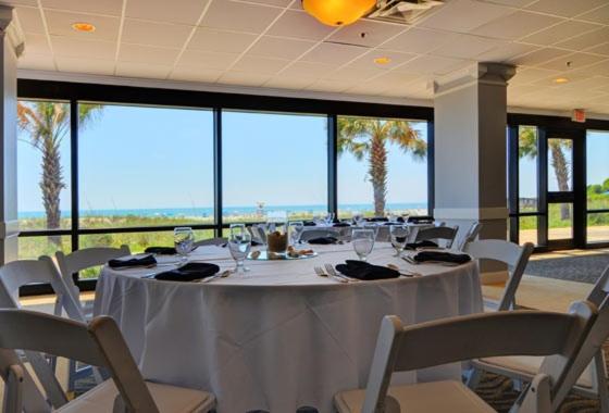 Shell Island Resort - All Oceanfront Suites view 5