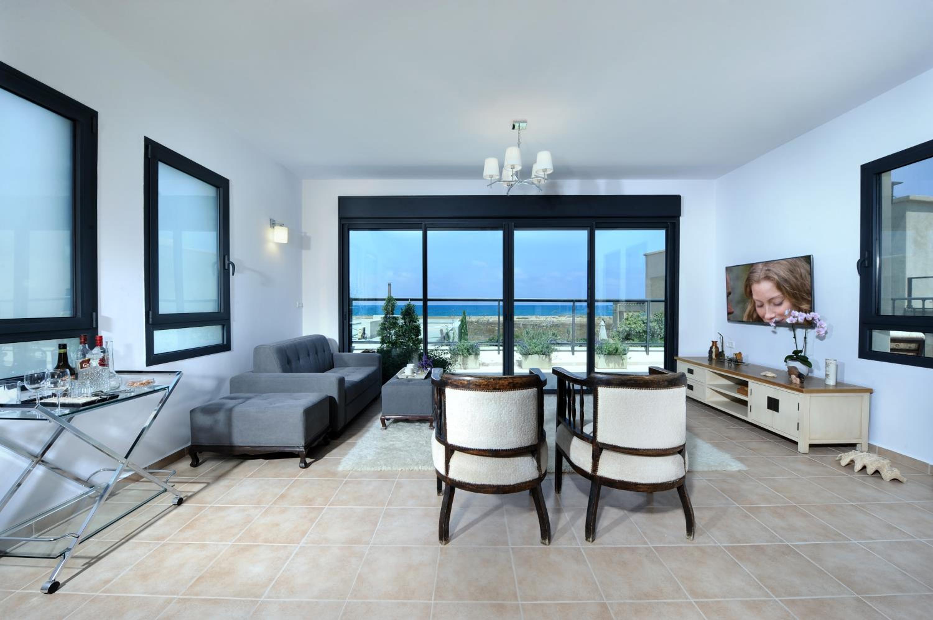 Yamim Suites On The Beach view 3