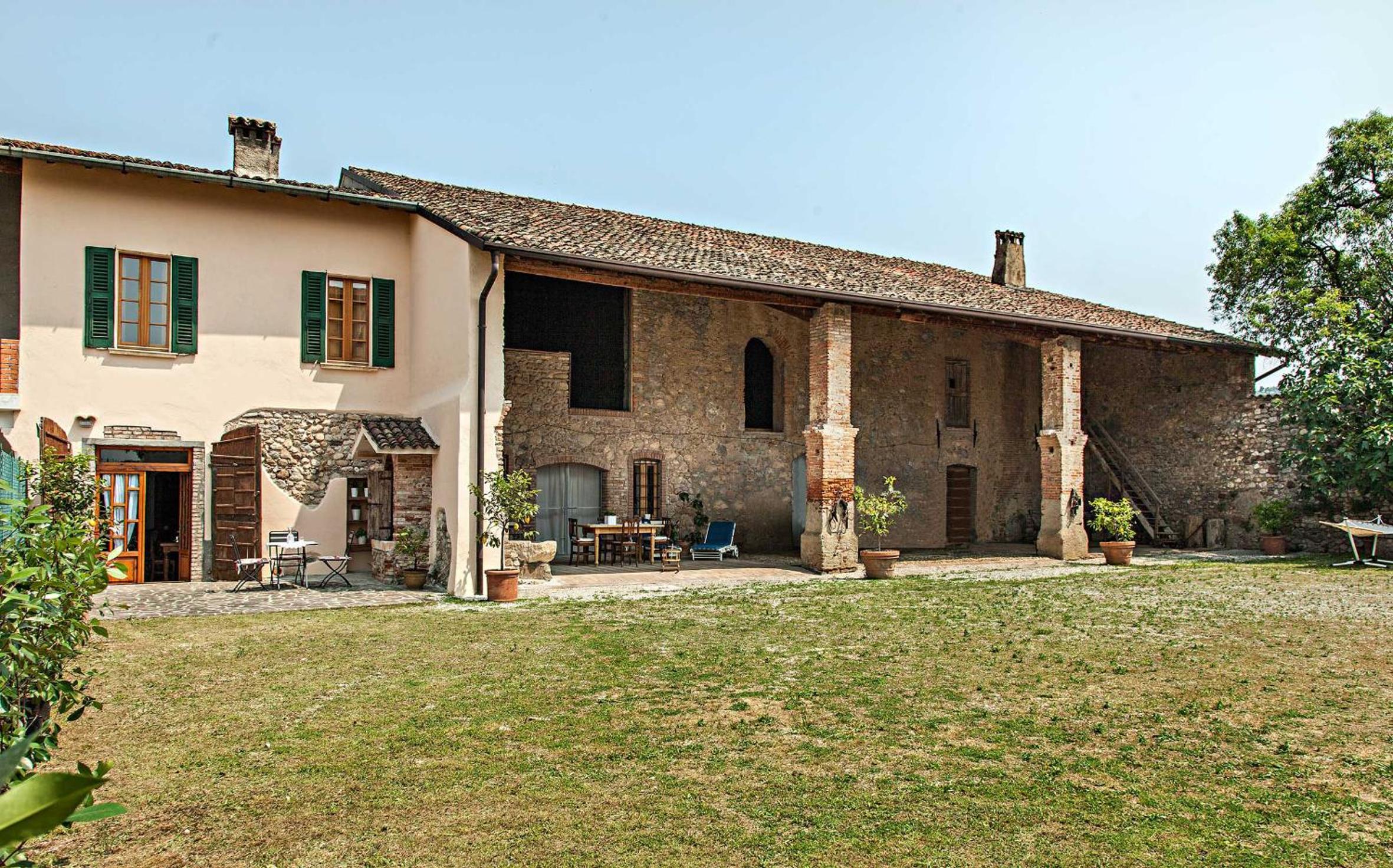 Antico Cascinale Lombardo view 4