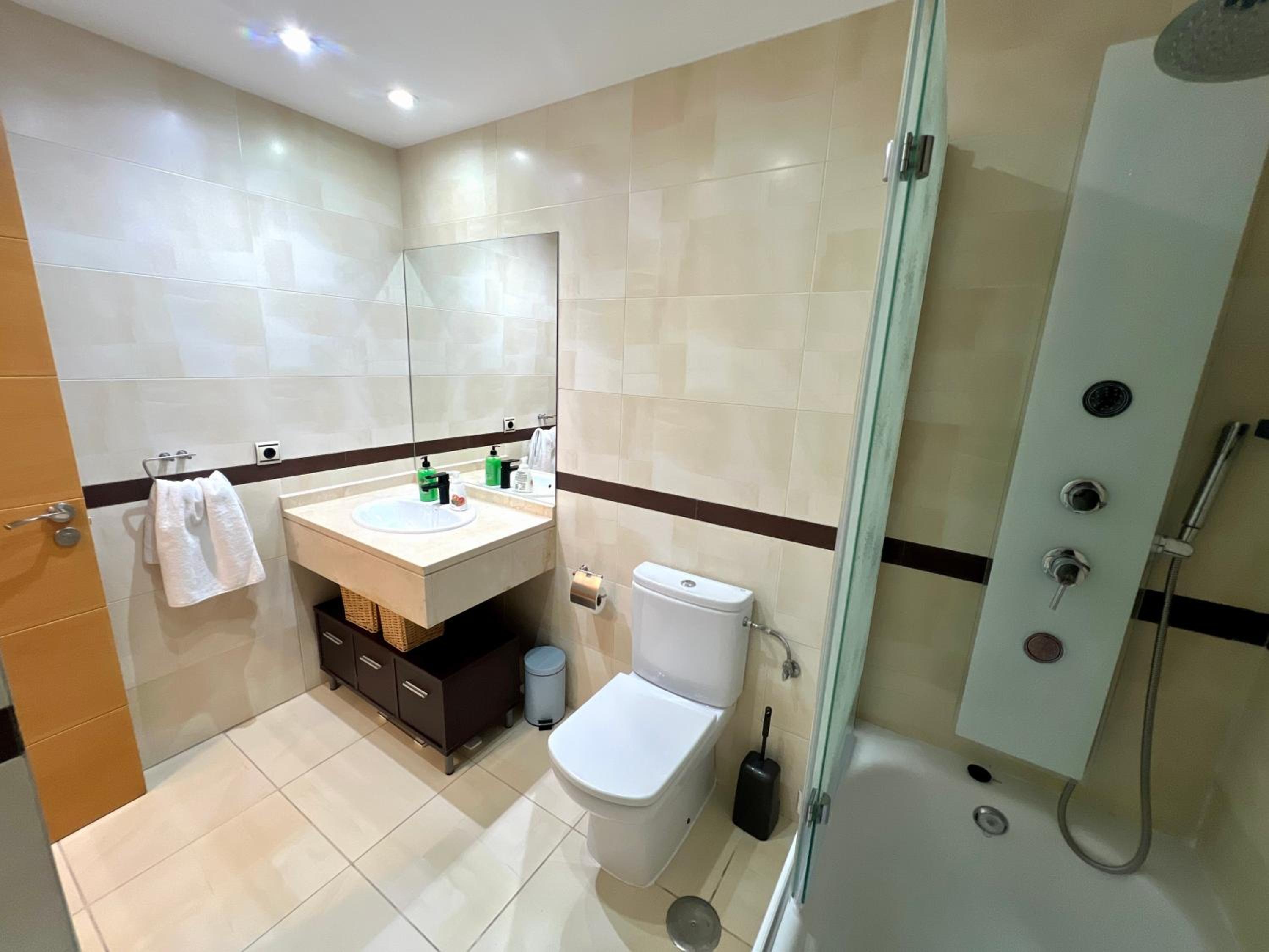 AlaMar Collection - Premium Penthouse, Sea Views, Sunny Terrace & Pool
