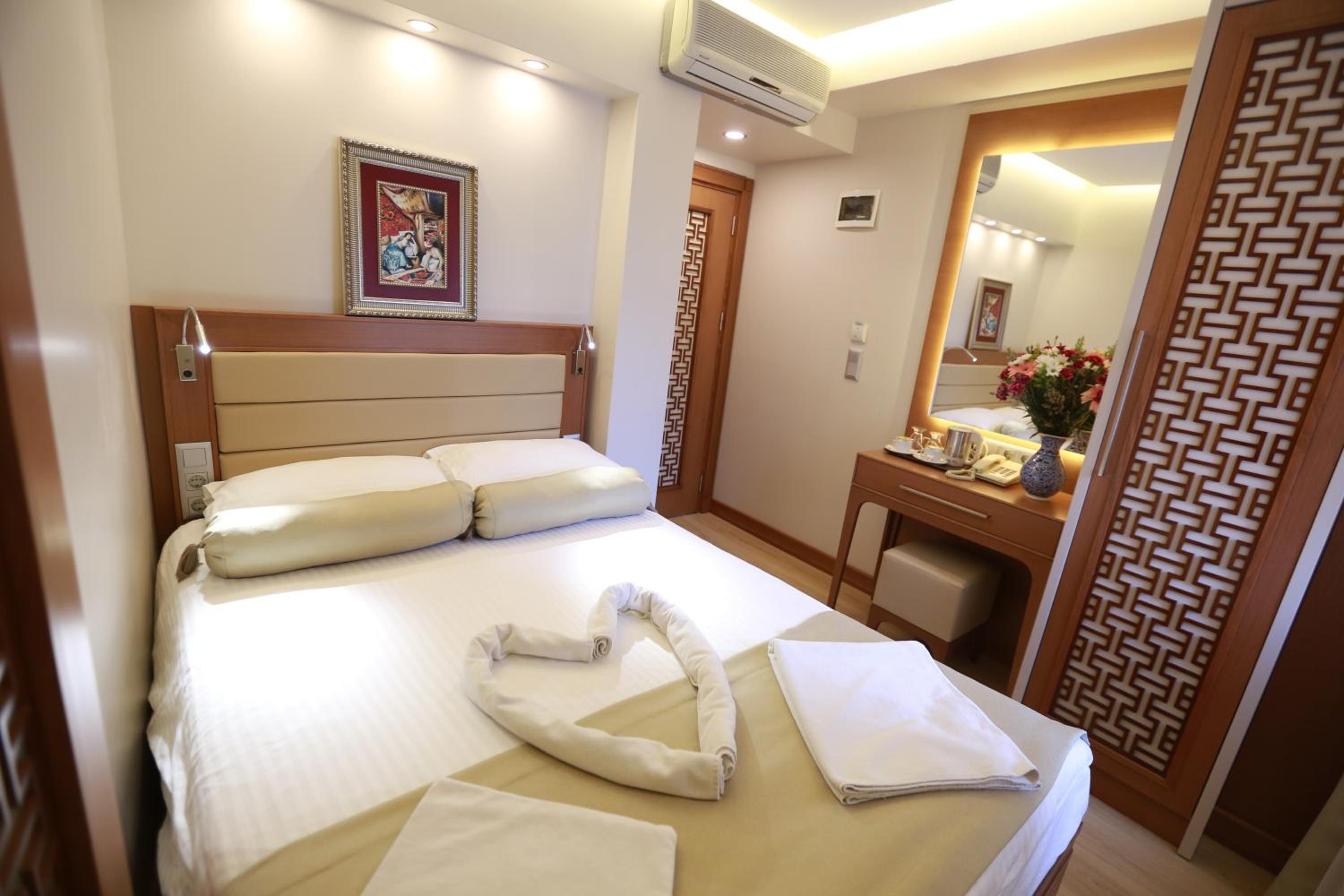 Sirkeci Park Otel - Image 18
