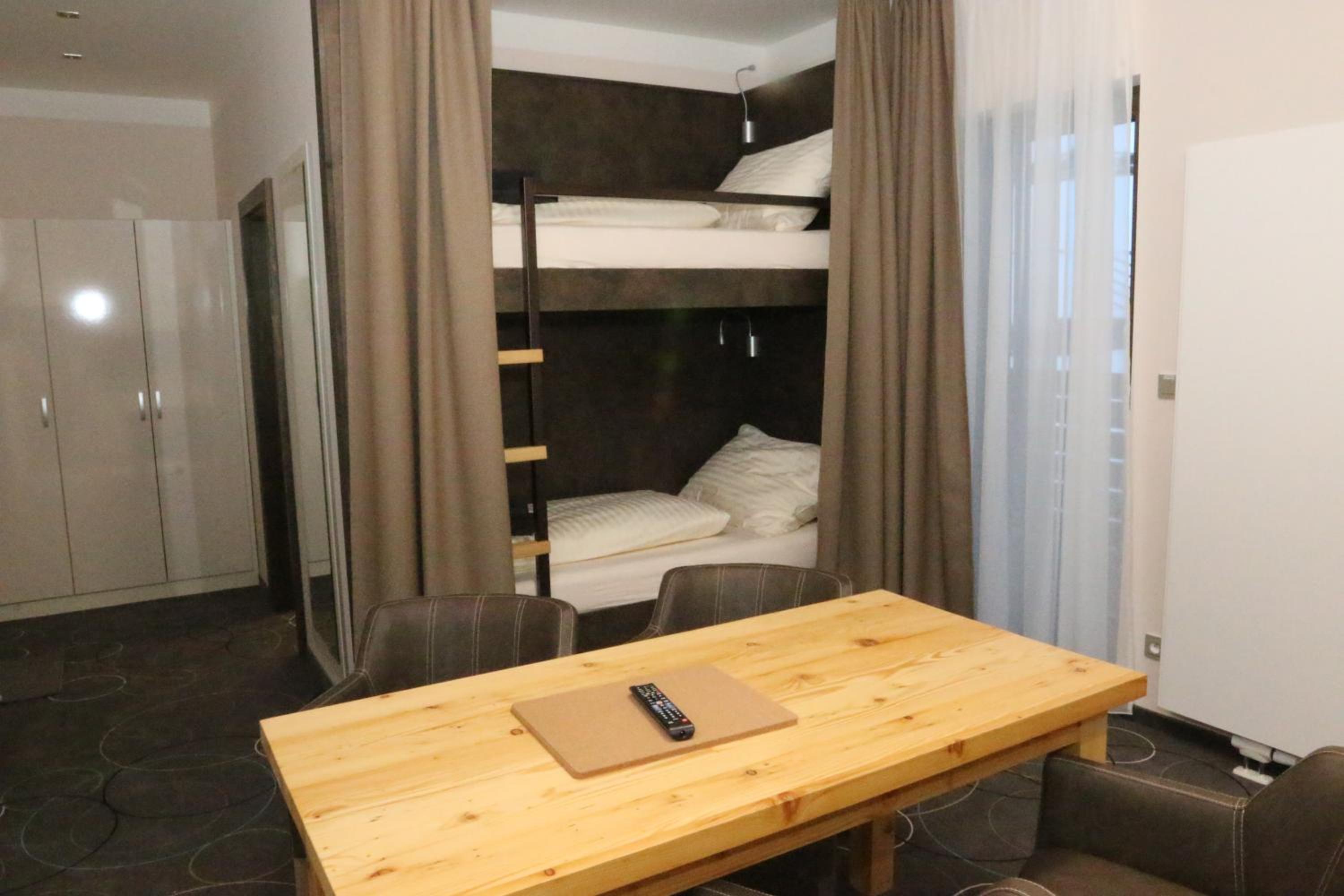Apartment Hotel Orion