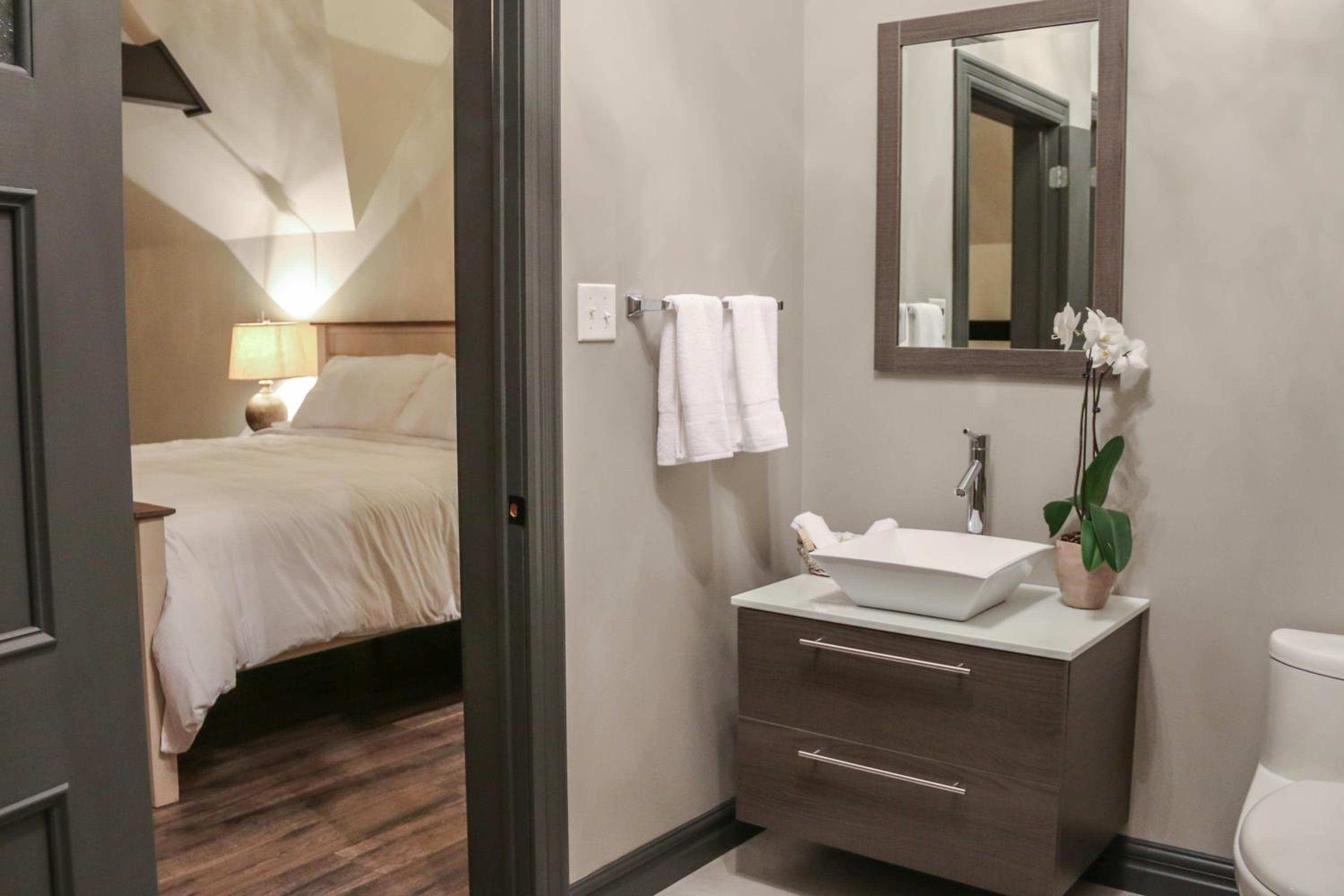 Russelltown Inn