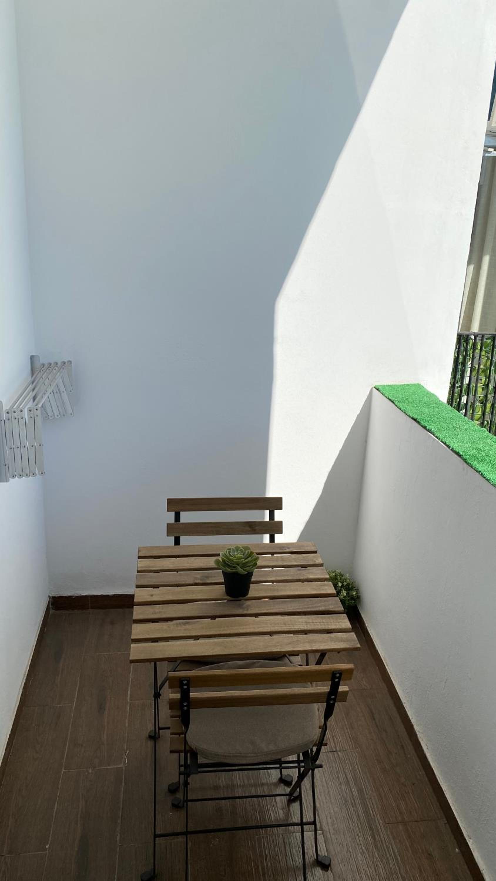 Modern & Fully equipped 1BDR Flats in Palmiers Central Casablanca with Terrace & Parking