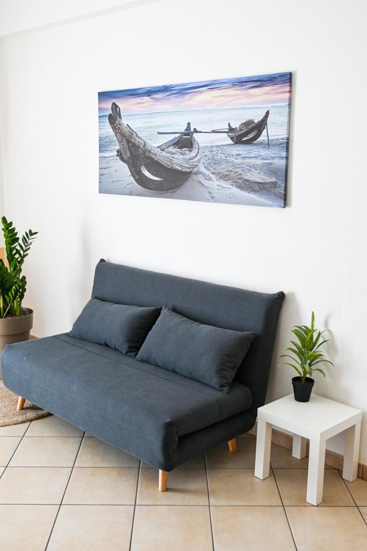 casa azul netflix near the sea