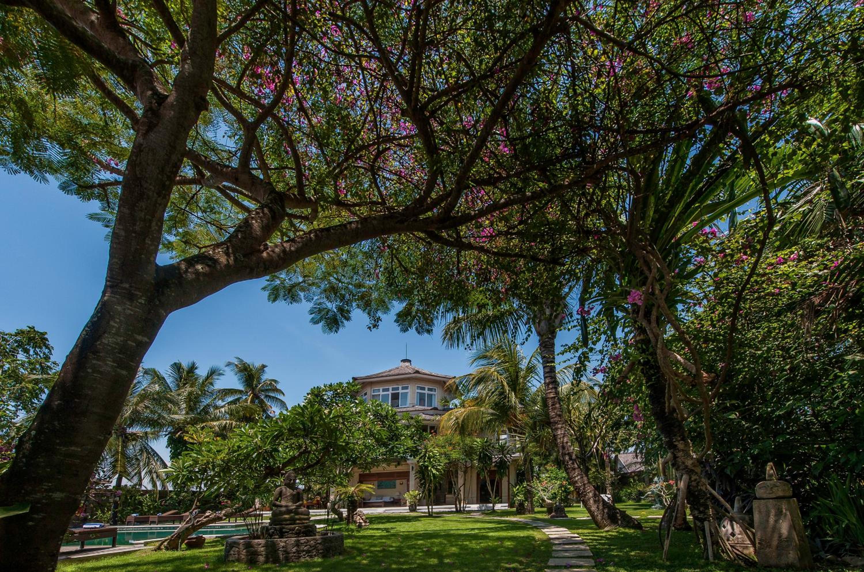 Anyar Estate