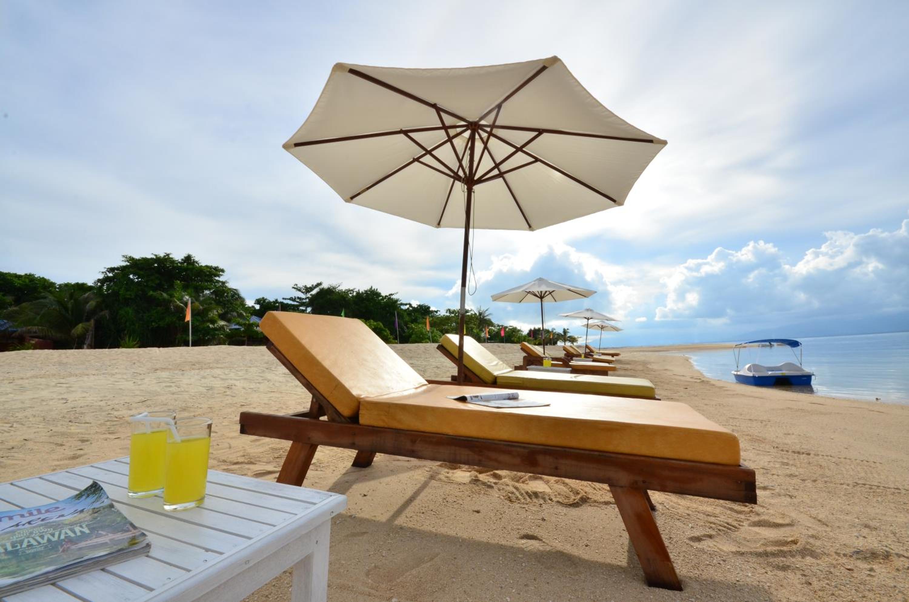 Arena Island Resort