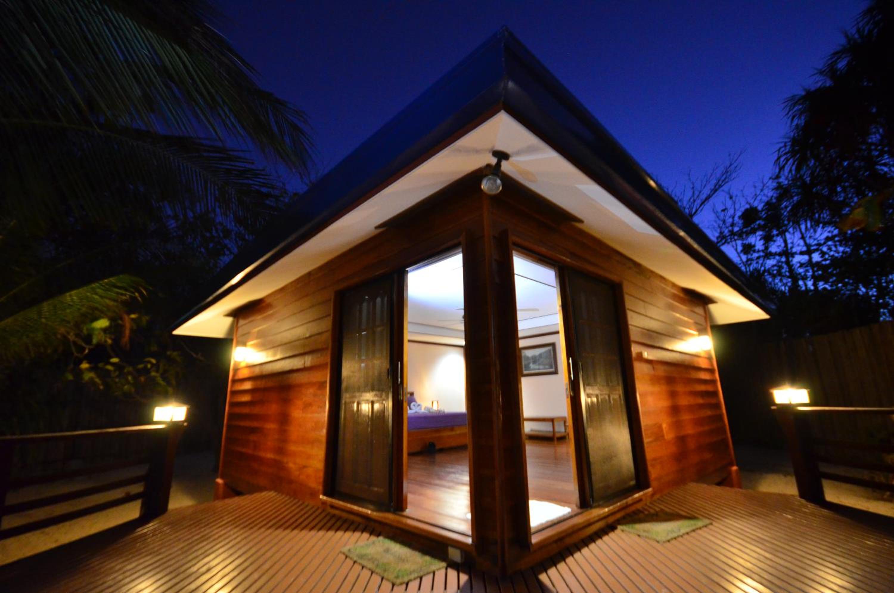 Arena Island Resort