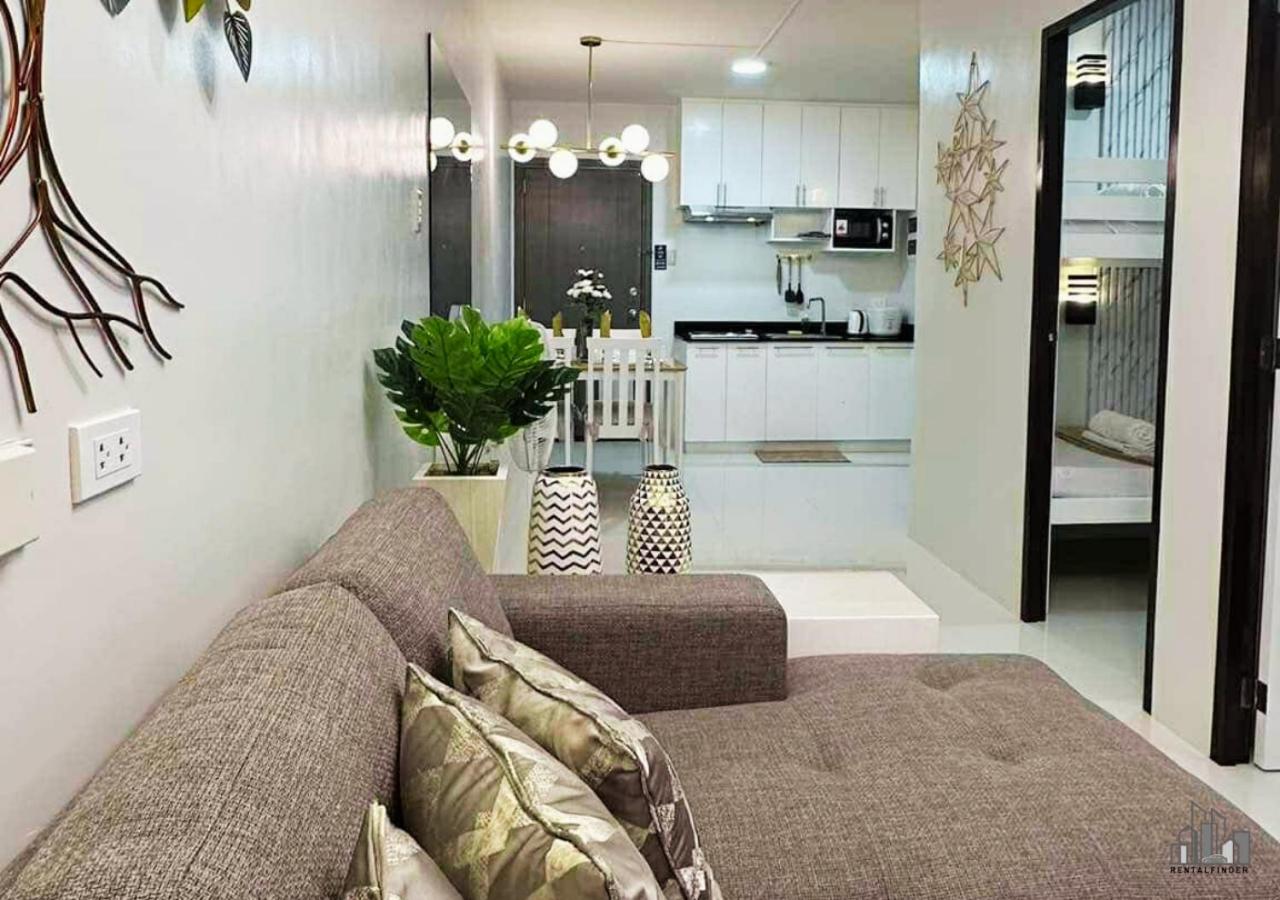 Palawan Cozy Stay with a Balcony, FREE Gym & Pool near Airport - B2 6Luster