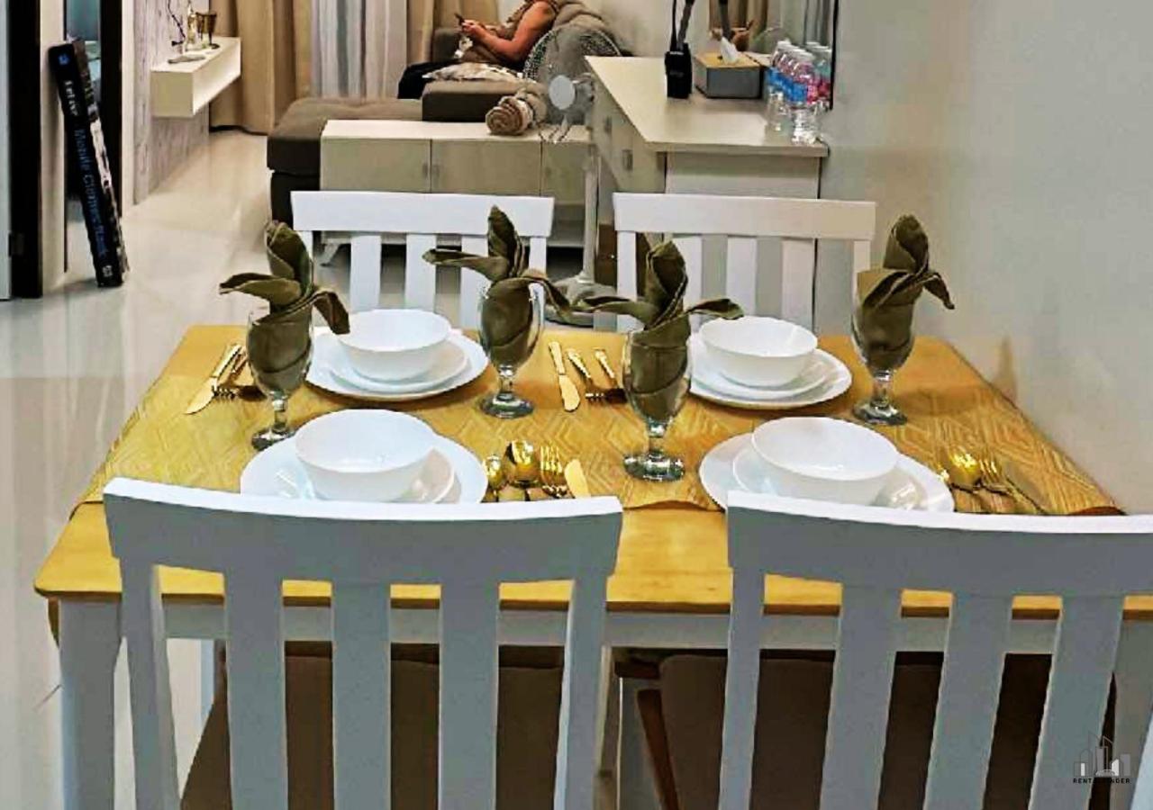 Palawan Cozy Stay with a Balcony, FREE Gym & Pool near Airport - B2 6Luster