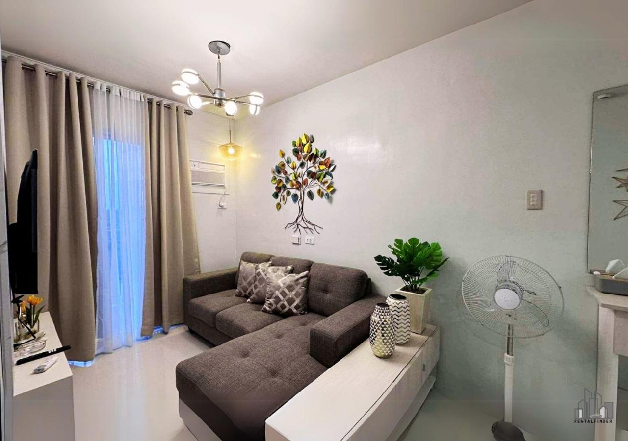 Palawan Cozy Stay with a Balcony, FREE Gym & Pool near Airport - B2 6Luster