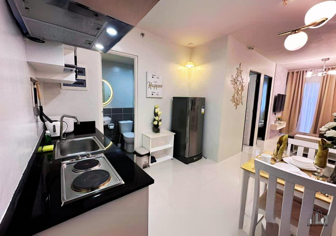 Palawan Cozy Stay with a Balcony, FREE Gym & Pool near Airport - B2 6Luster