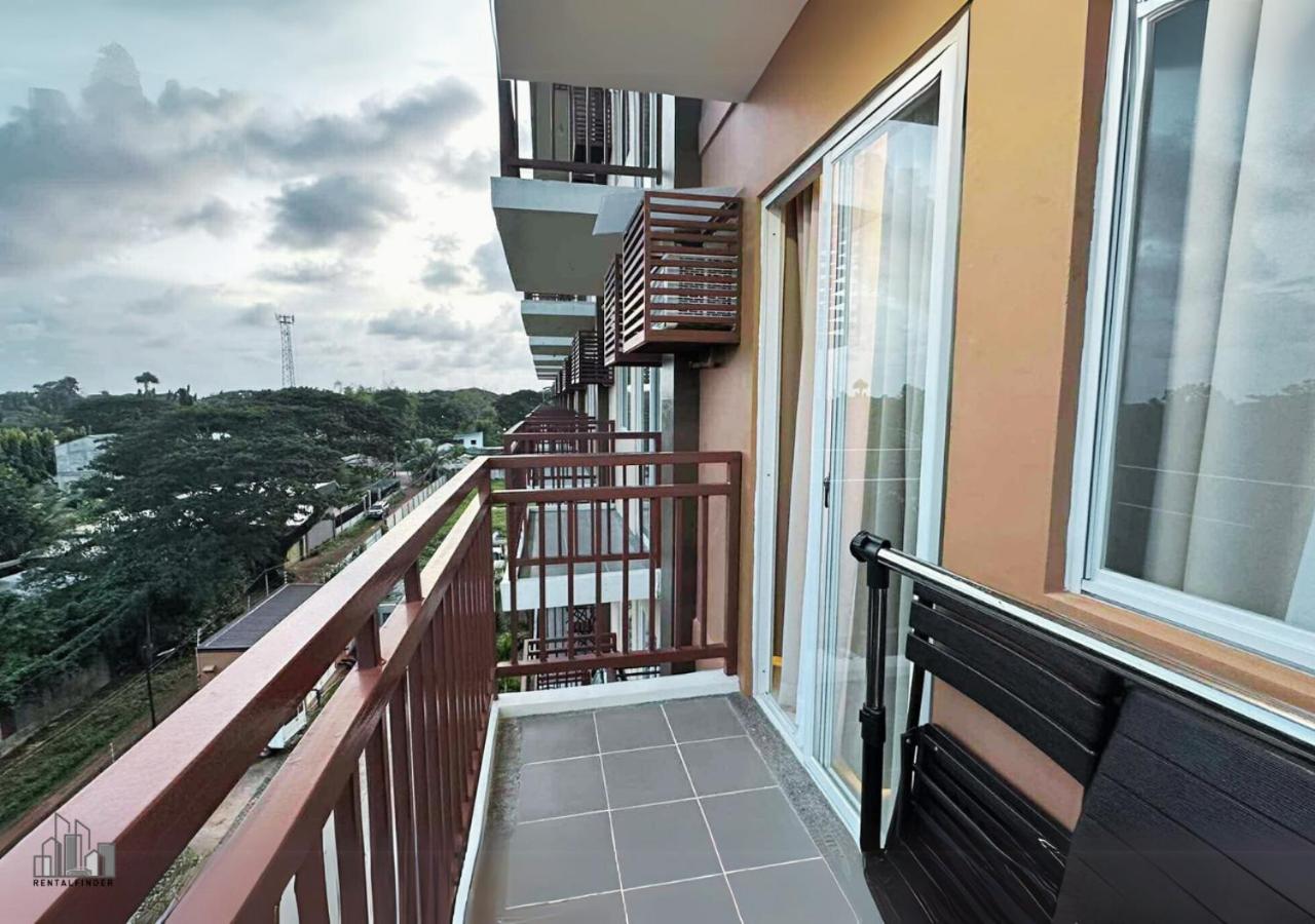 Palawan Cozy Stay with a Balcony, FREE Gym & Pool near Airport - B2 6Luster