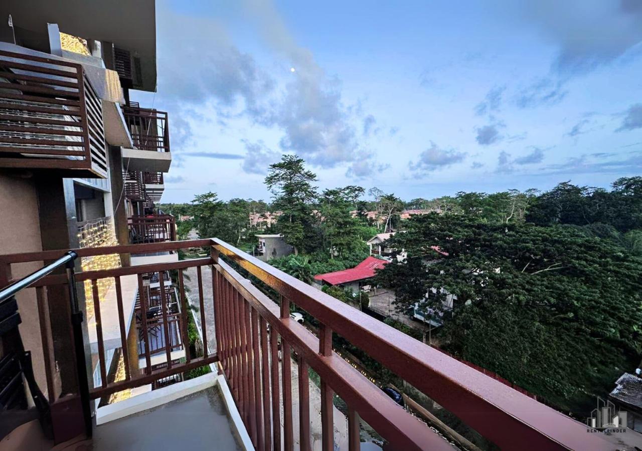 Palawan Cozy Stay with a Balcony, FREE Gym & Pool near Airport - B2 6Luster