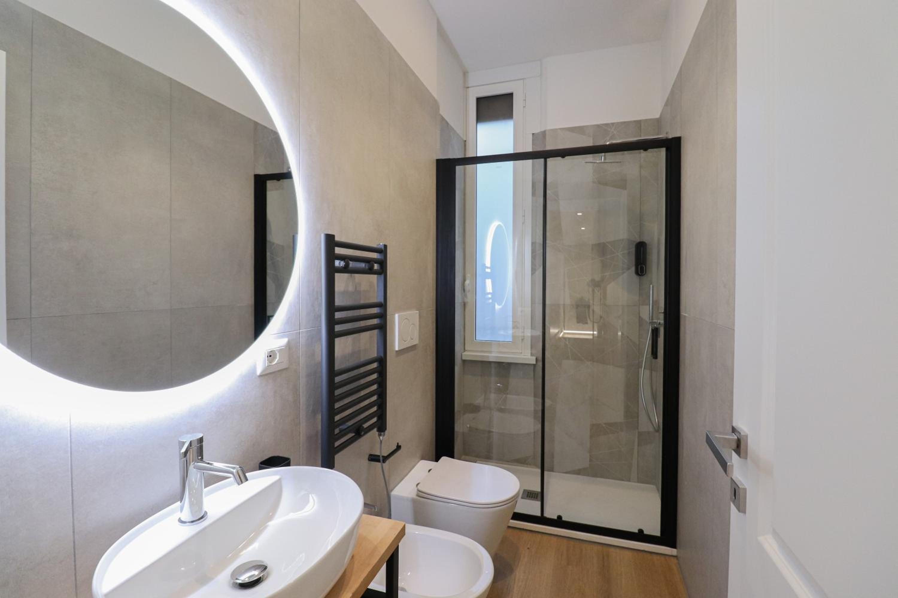 St Peter & Vatican Luxury Suites - Boutique Suites in Rome Centre & Vatican - AC, Wifi & Metro 5 min