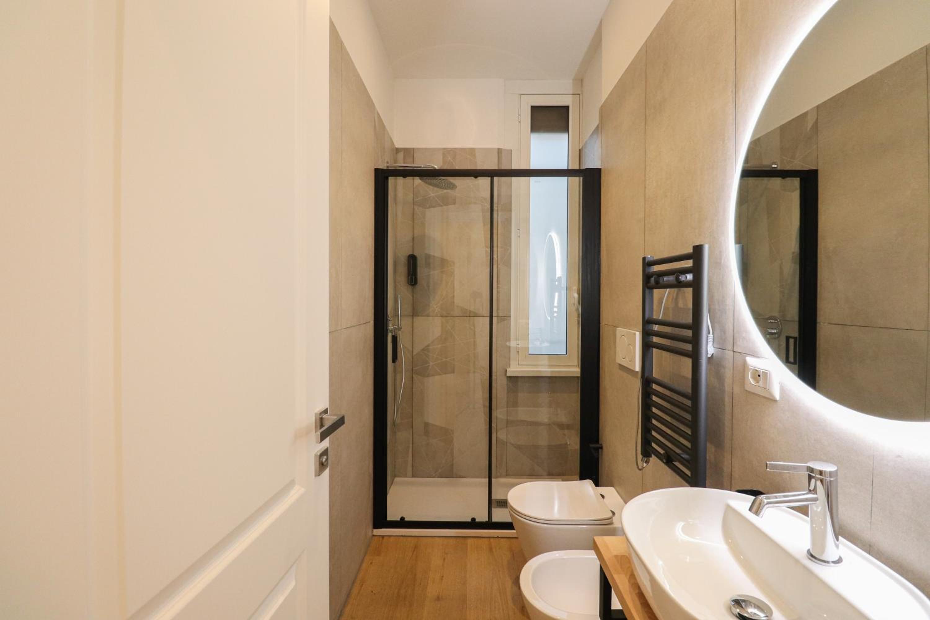 St Peter & Vatican Luxury Suites - Boutique Suites in Rome Centre & Vatican - AC, Wifi & Metro 5 min