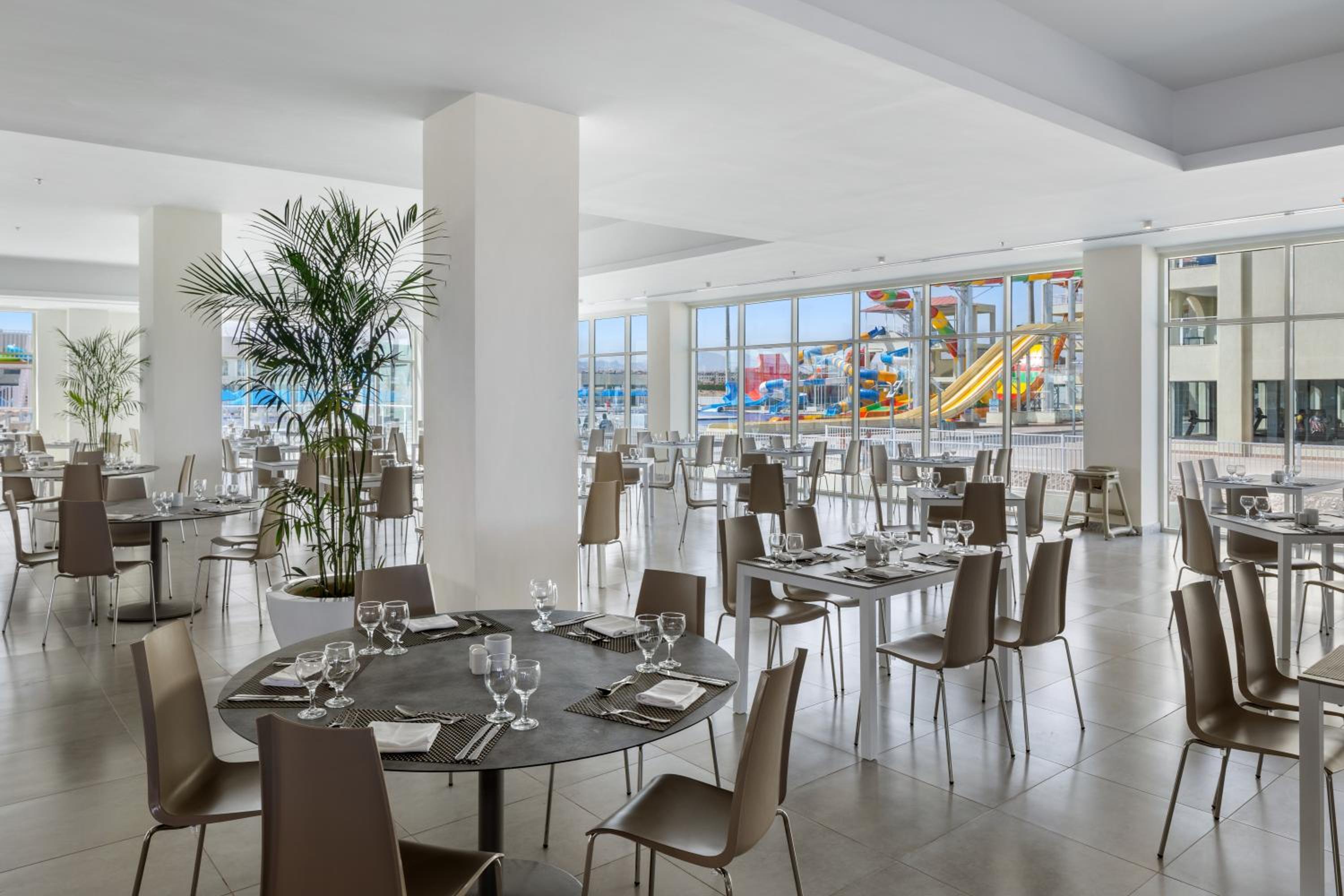 Albatros Makadi Resort - 24 HRS All Inclusive