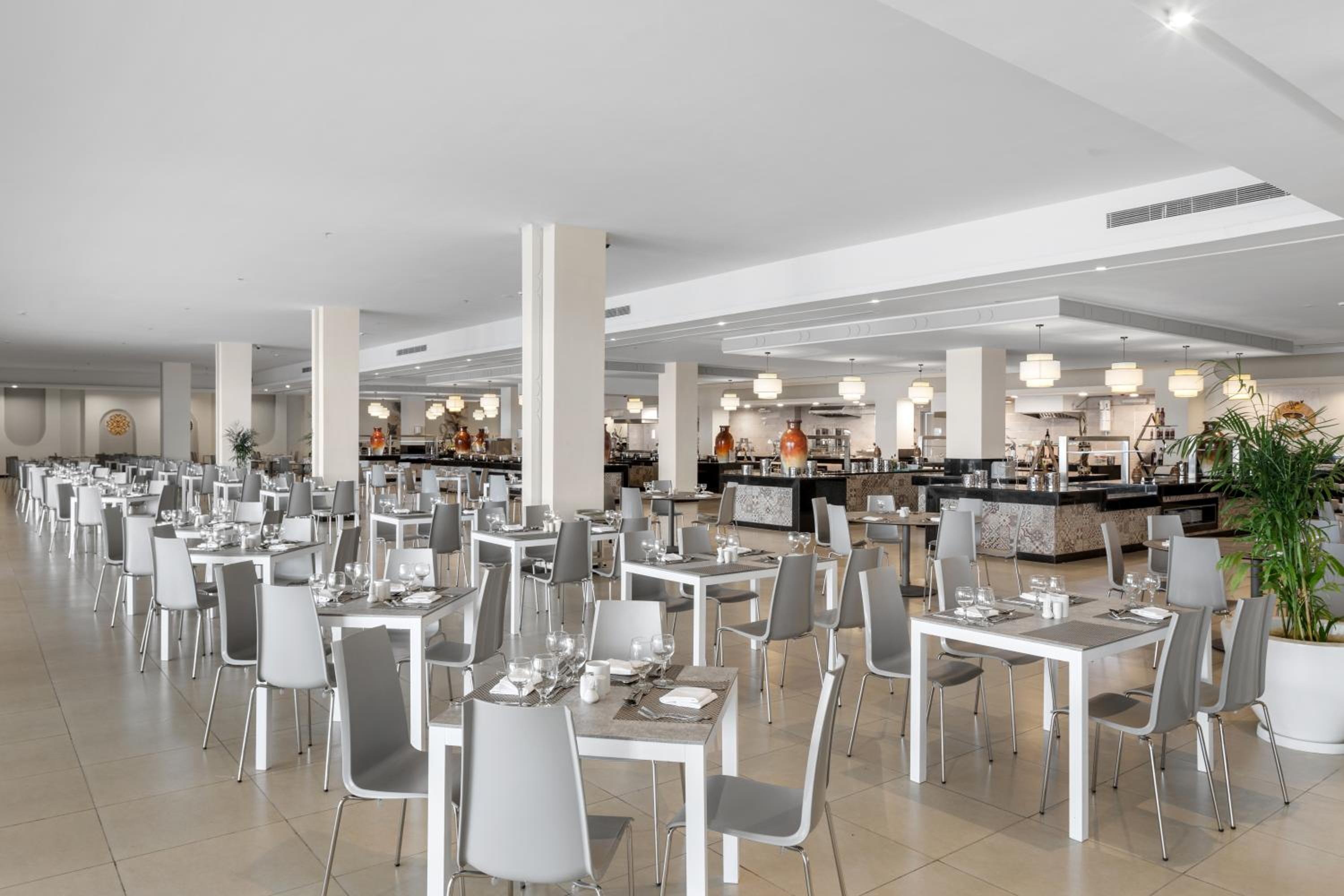 Albatros Makadi Resort - 24 HRS All Inclusive
