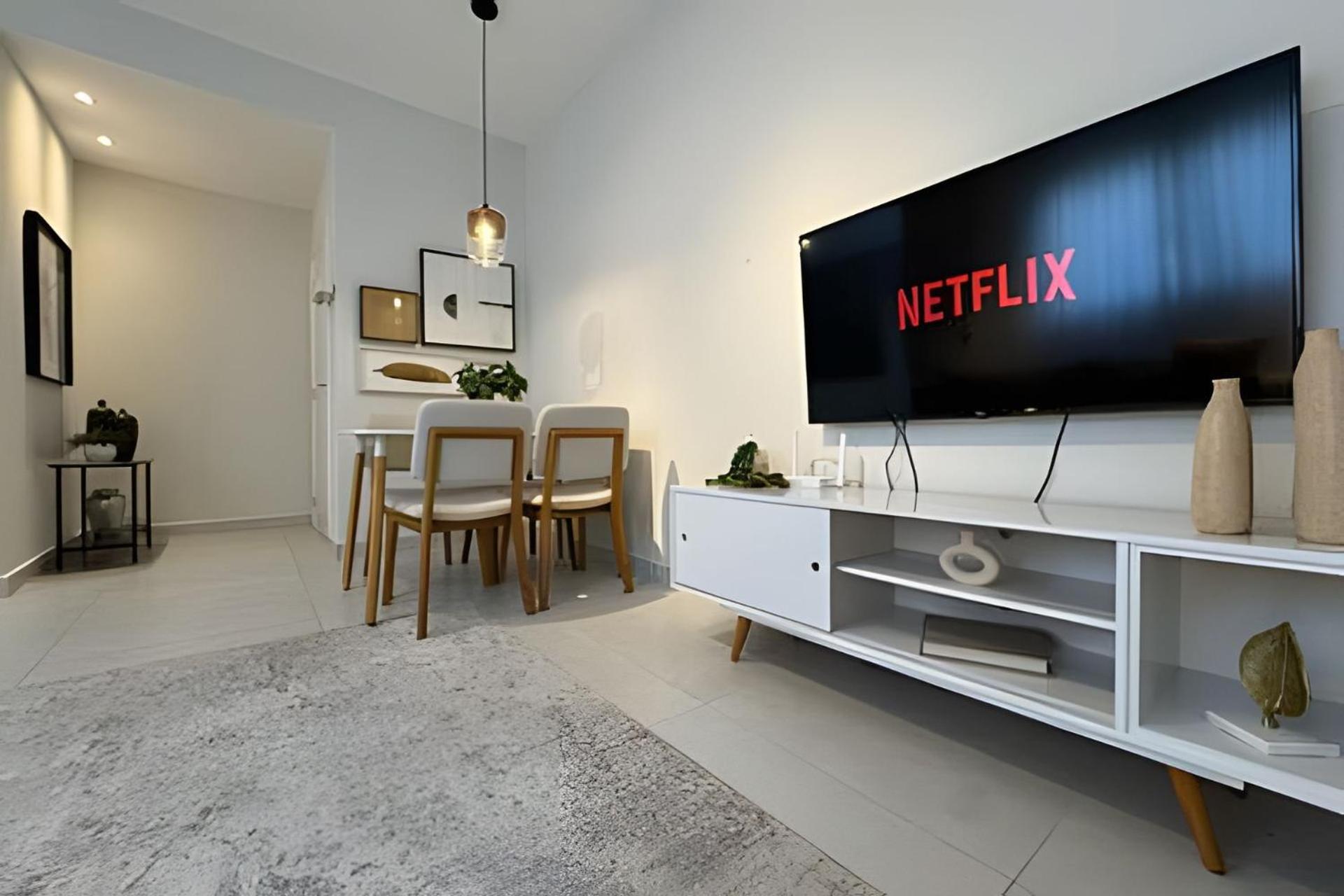 Sofisticado apartamento com ar cond. em Araxá