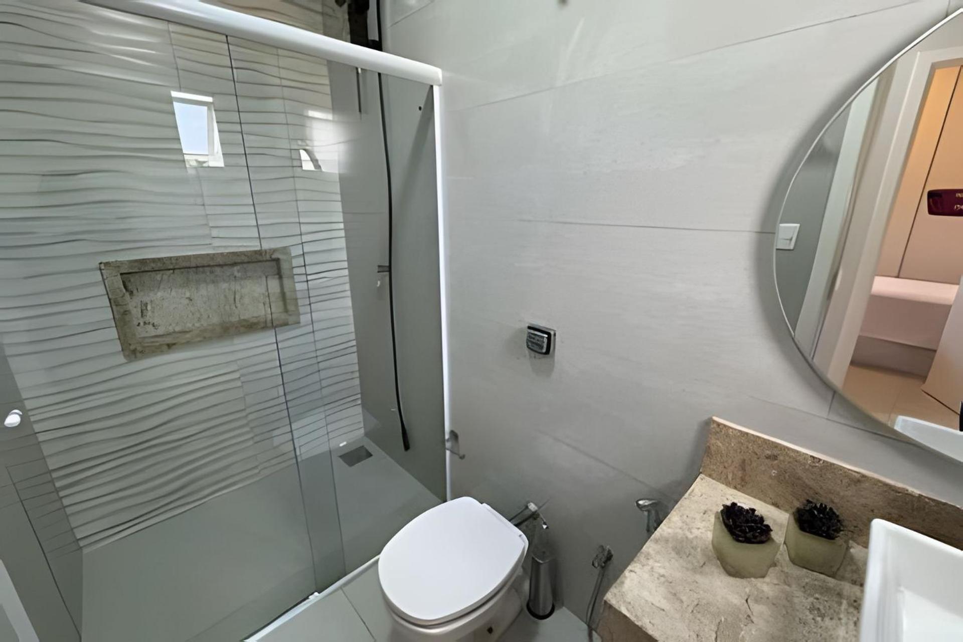 Sofisticado apartamento com ar cond. em Araxá