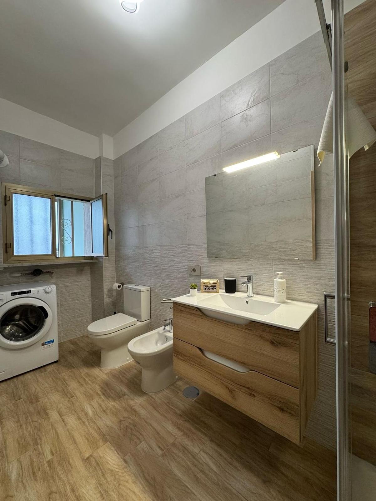 Dele Home Porto