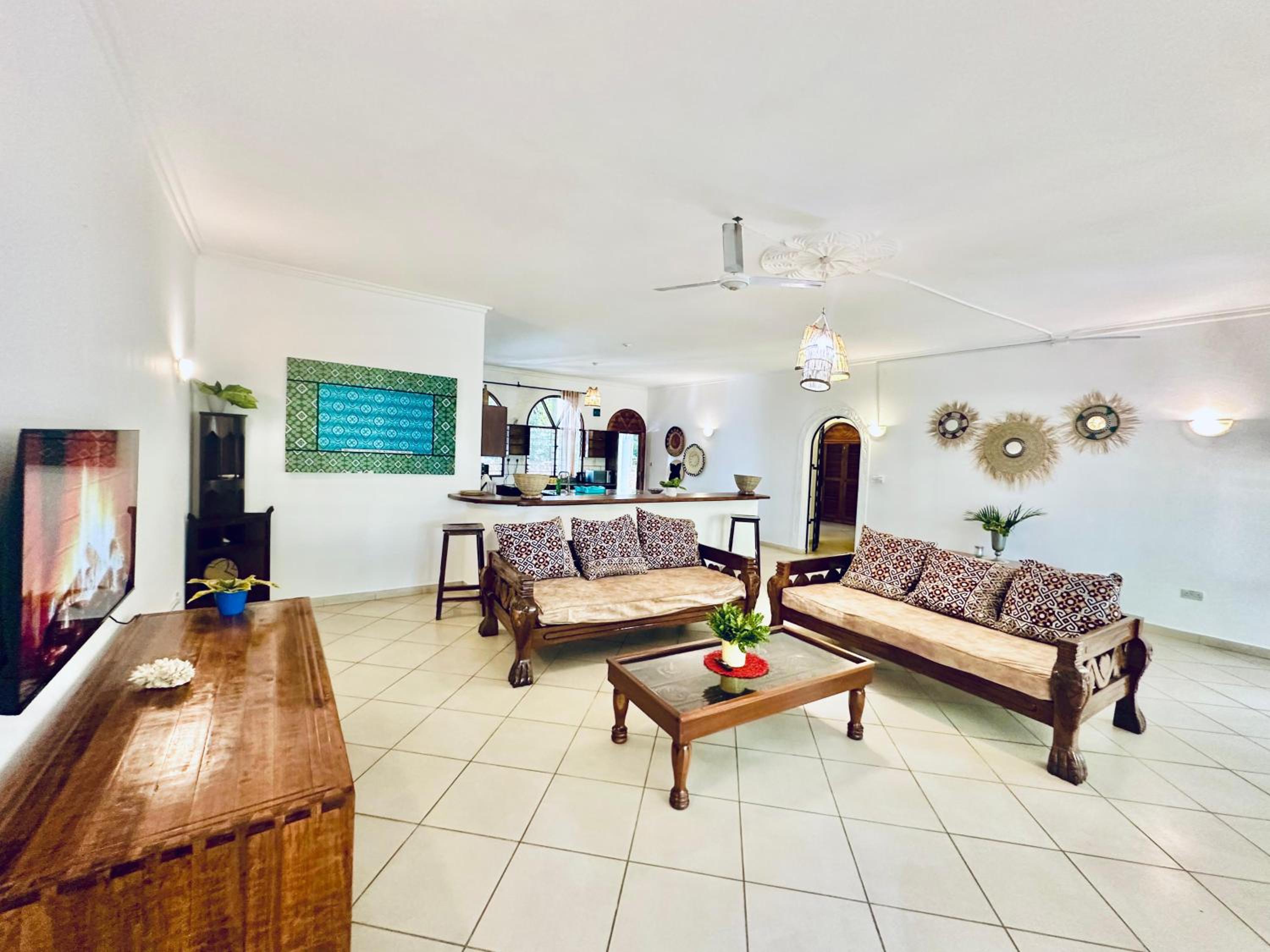 Marina Seaside Apartments