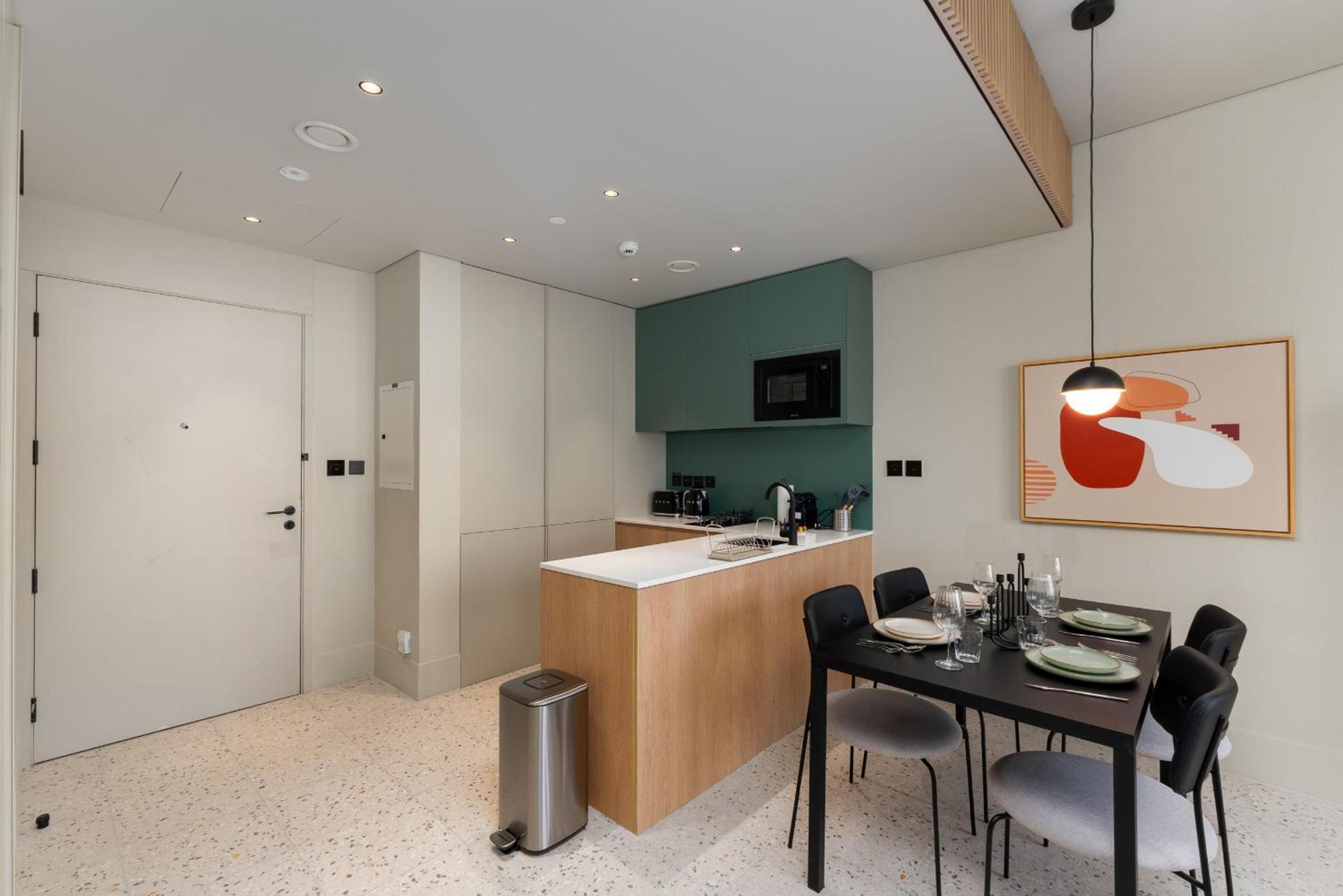 Upside Living, Burj Khalifa View, Business Bay - Mint Stay