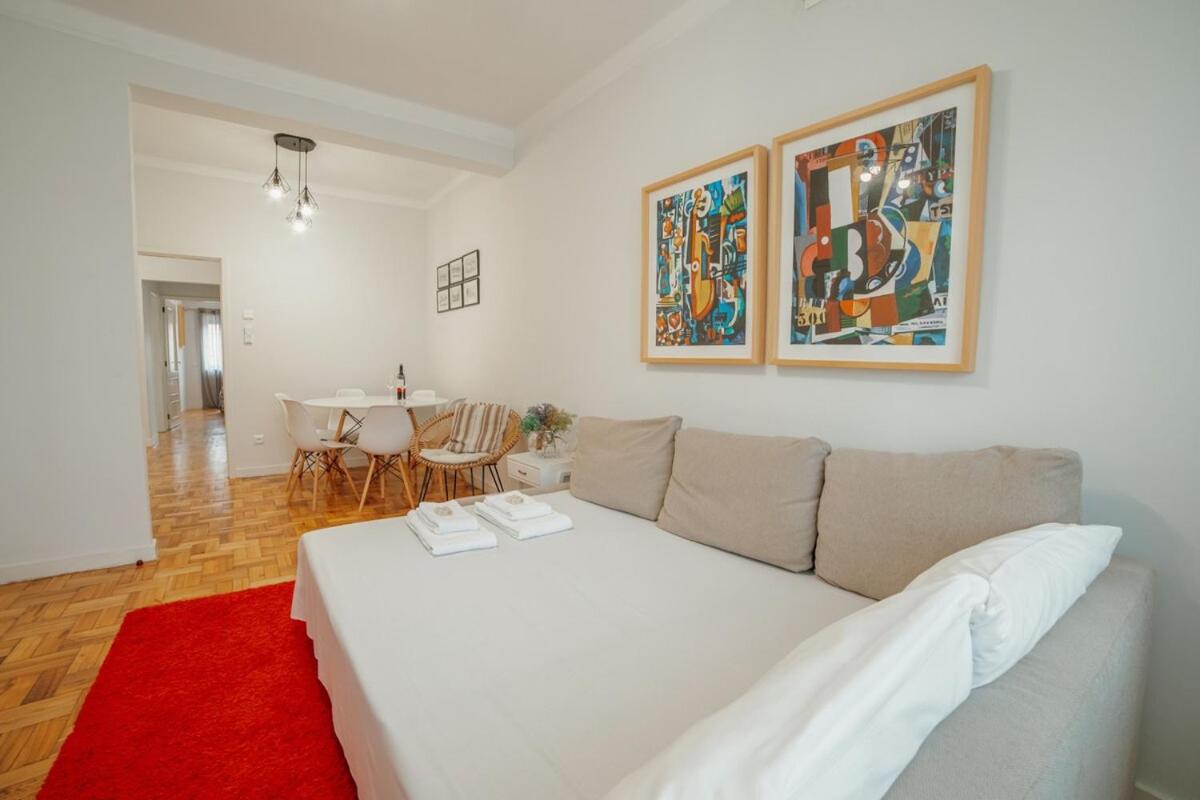 Cedofeita Flat by Hosty