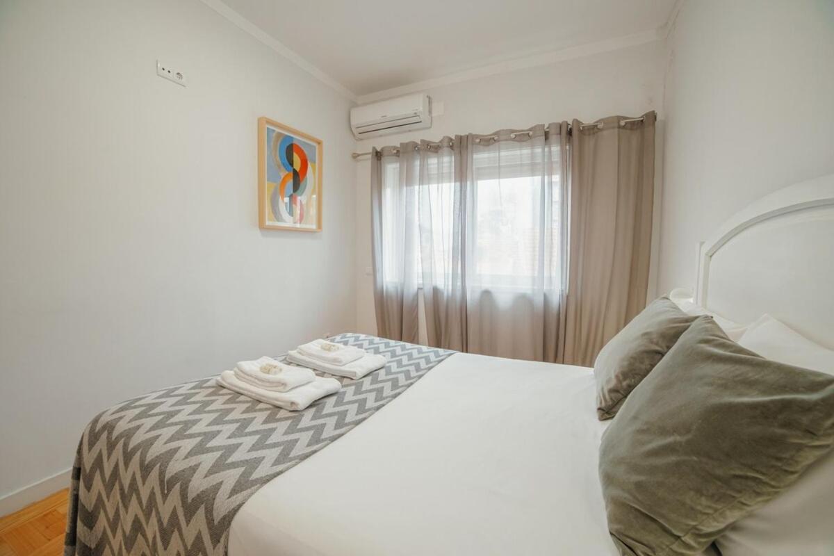 Cedofeita Flat by Hosty