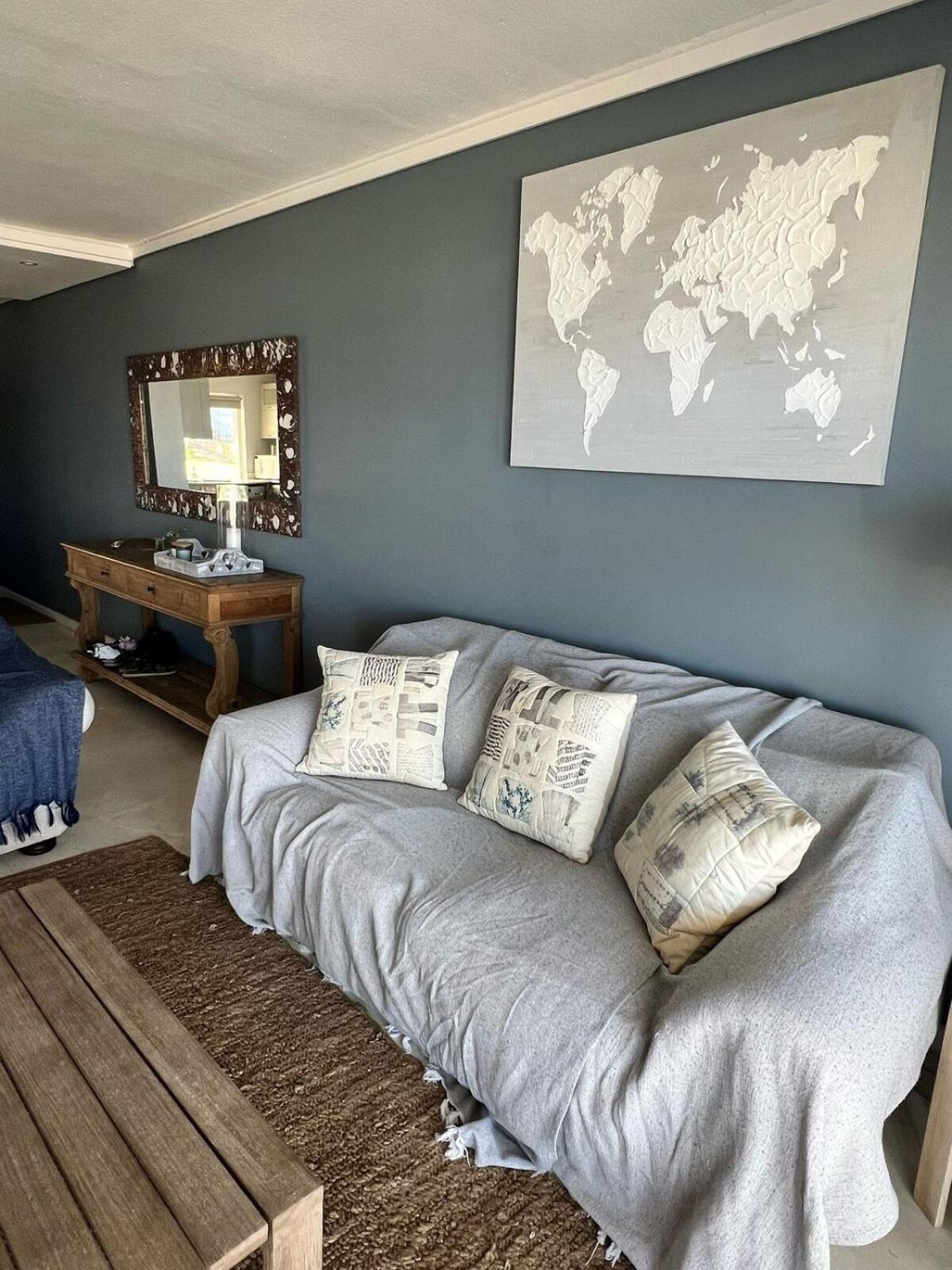Serviced beach apartment