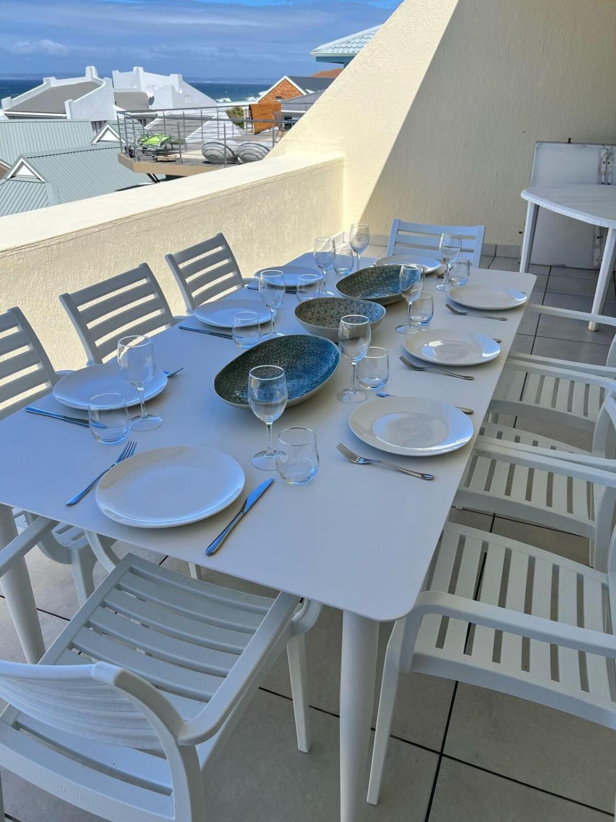 Serviced beach apartment