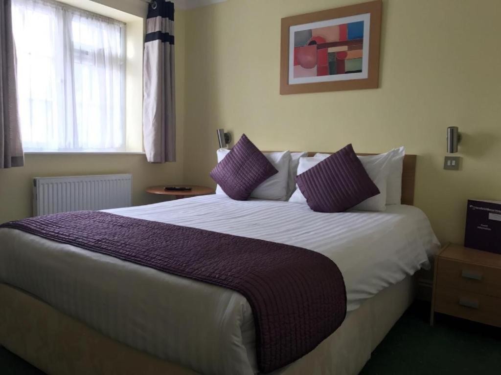 Harefield Manor Hotel, photo 9